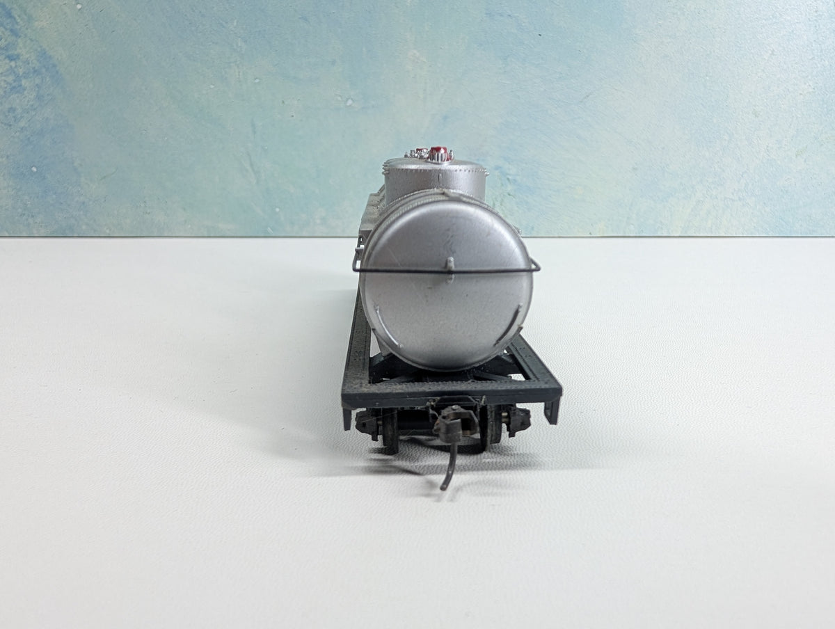 USED HO Scale Triple Dome Tank Car Texaco TCX #2266