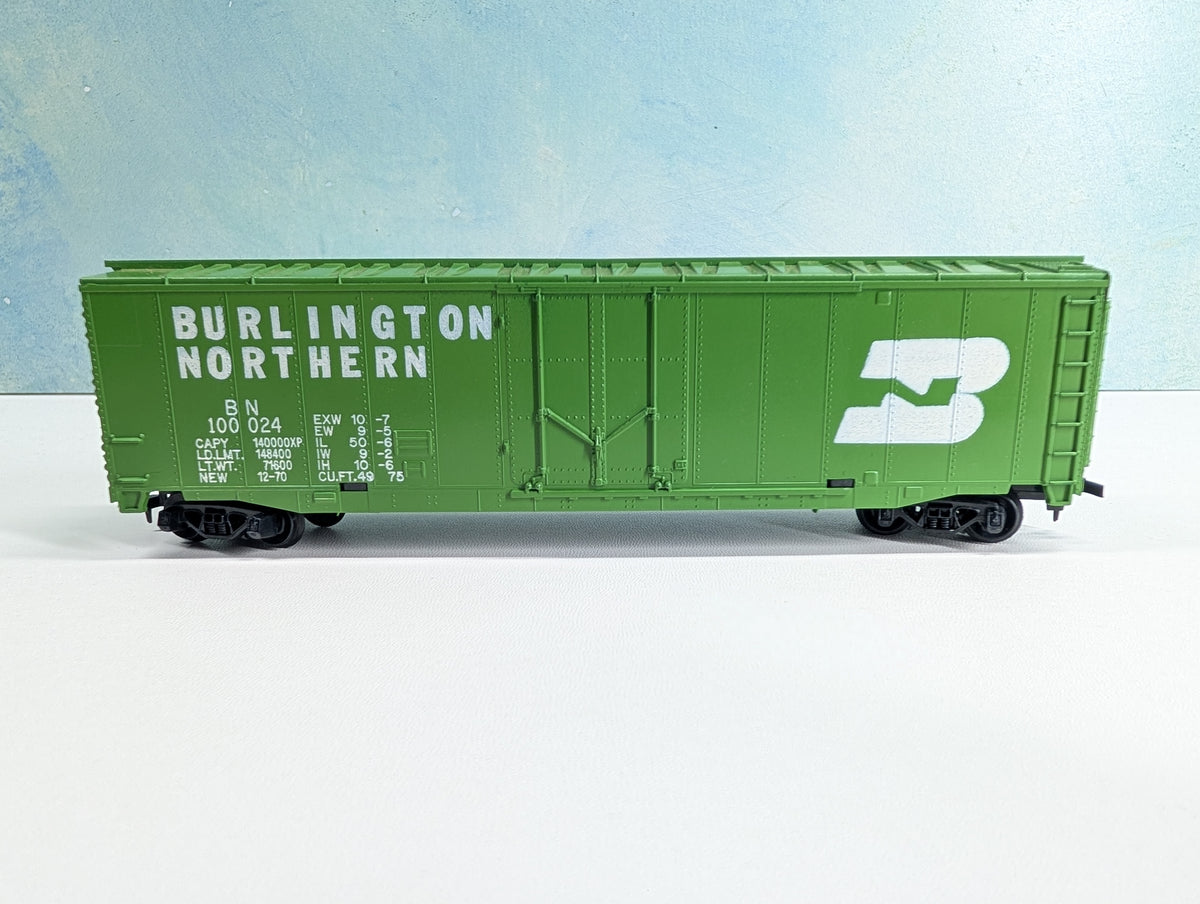 USED Tyco HO Scale 50' Box Car Burlington Northern BN #100024
