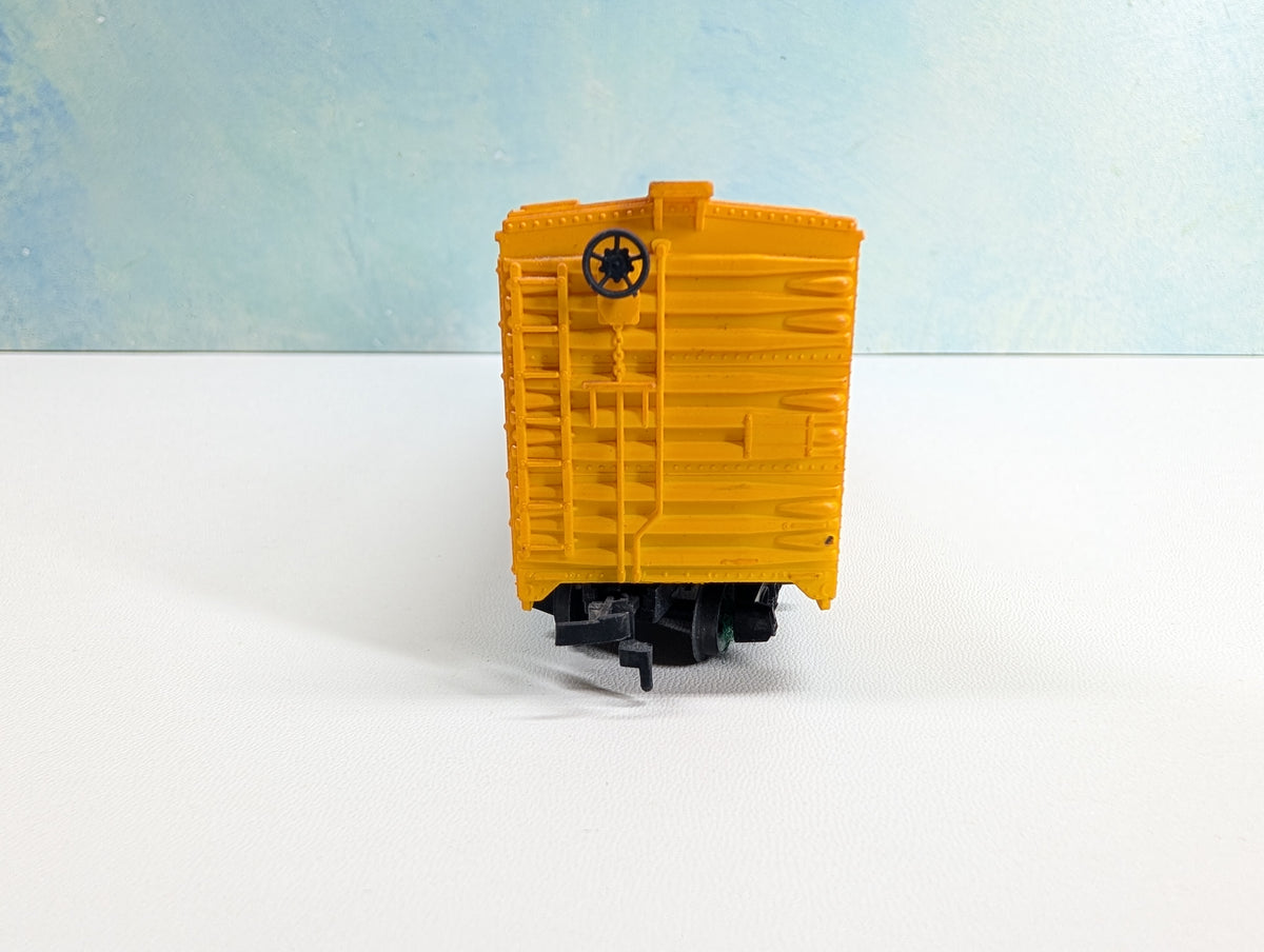 USED Tyco HO Scale 50' Box Car Railbox RBOX #10000