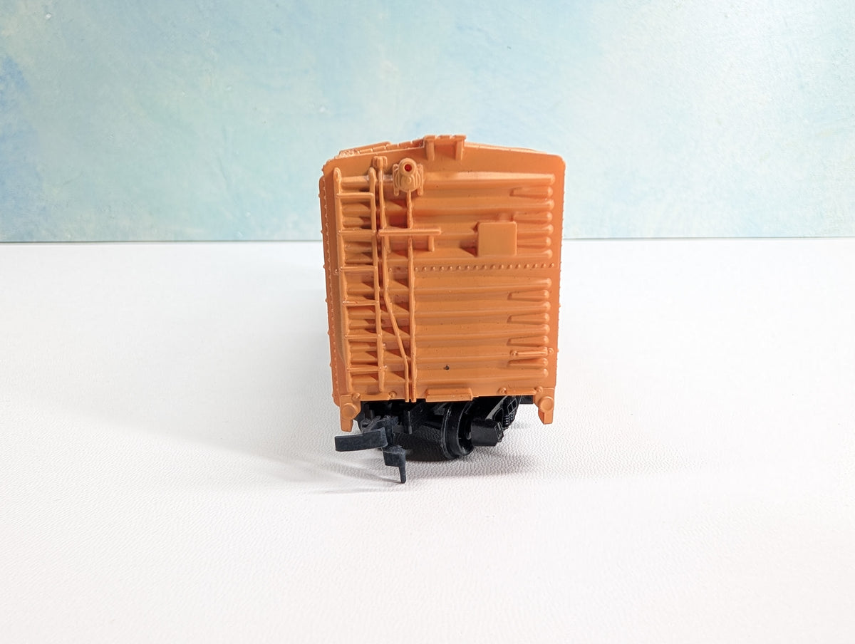 USED Tyco HO Scale 40' Box Car Illinois Central IC #16470