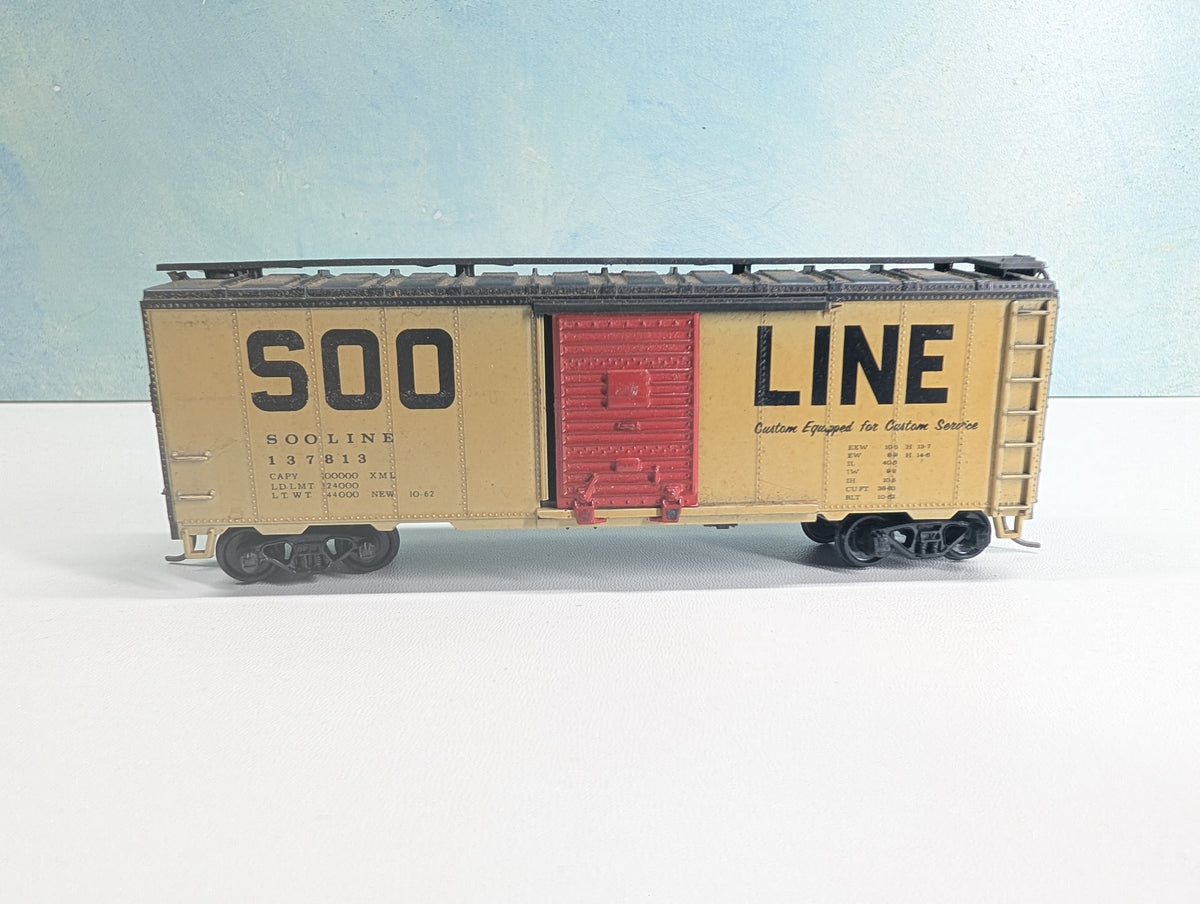 USED Athearn HO Scale 40' Box Car SOO Line #137813