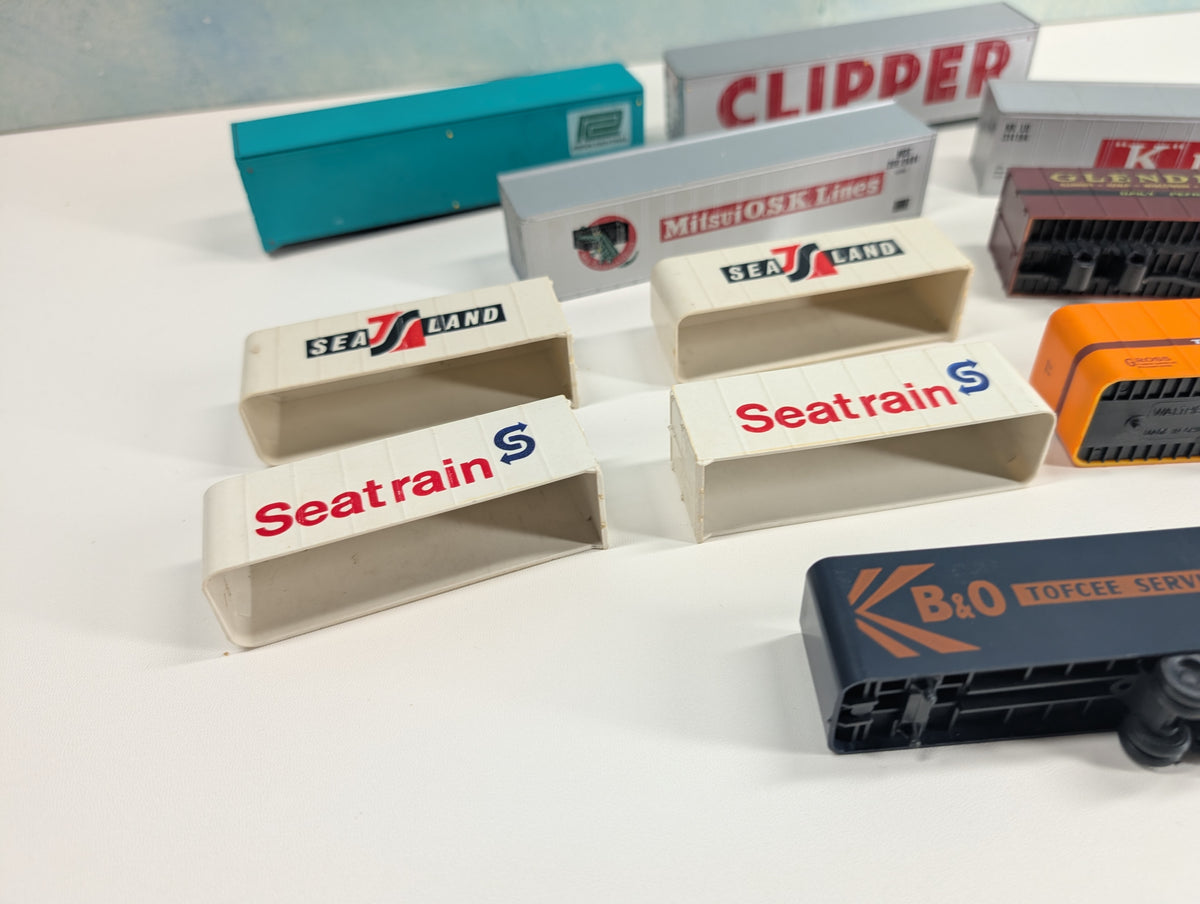 USED HO Scale Lot of Trailers & Containers Parts/Repairs PC, SOO, K-Line + more