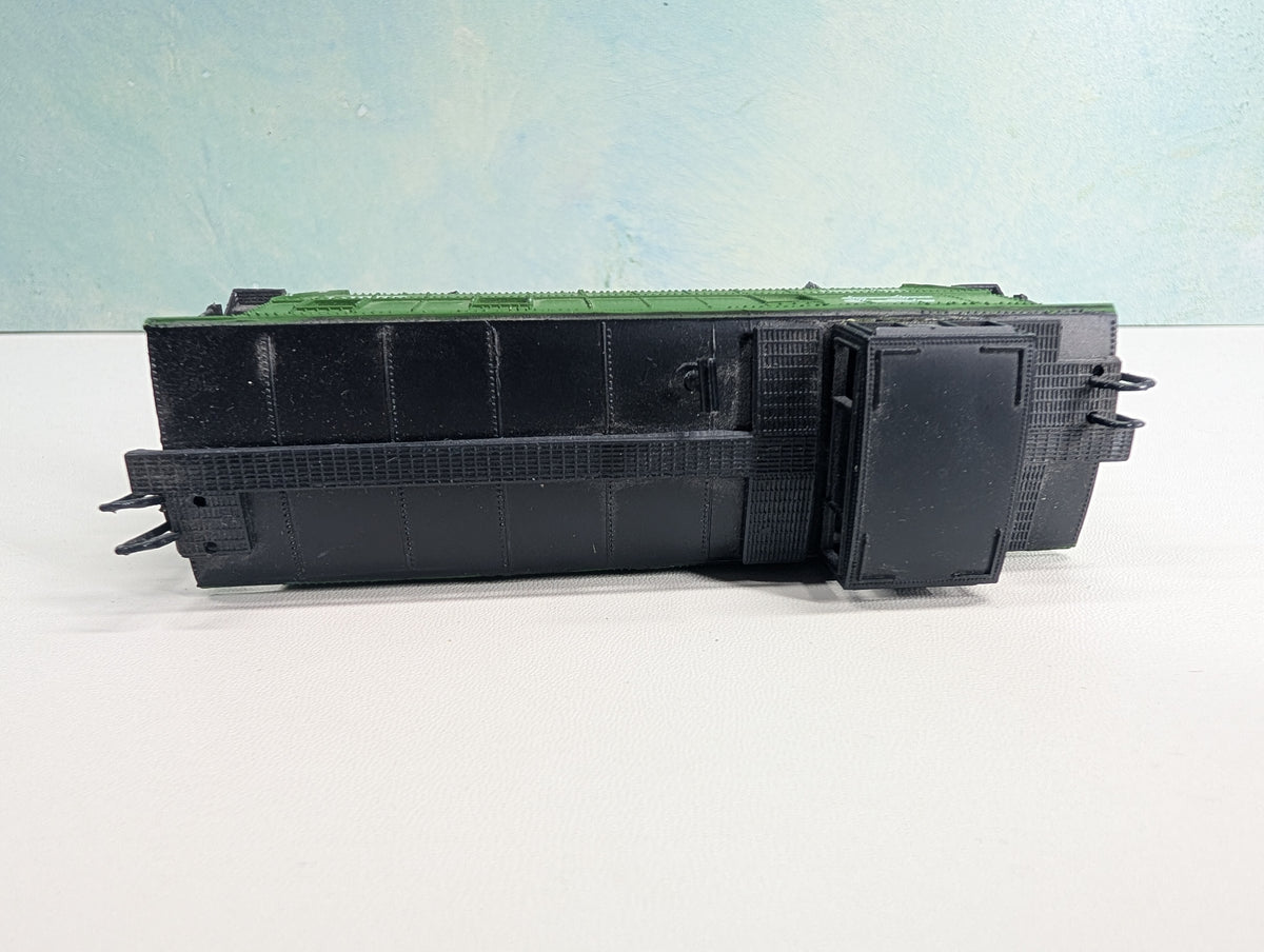 USED Lionel HO Scale Caboose Burlington Northern #98601