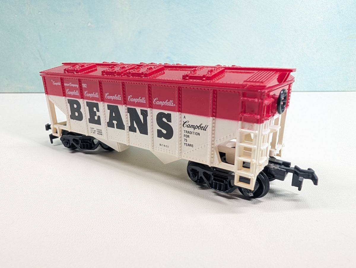 USED Life-Like HO Scale 2 Bay Covered Hopper, Beans Campbell's