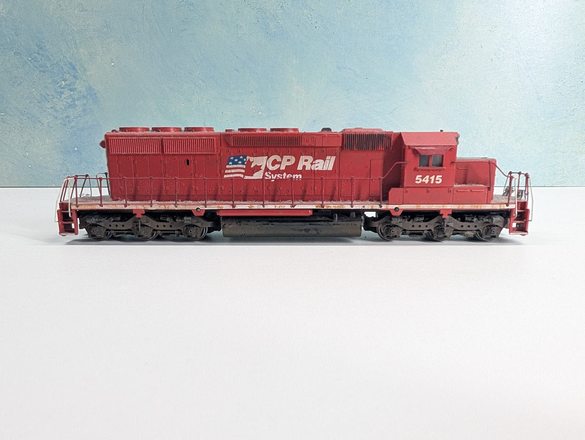 USED Athearn HO Scale SD40-2 Diesel Locomotive Canadian Pacific CP #5415 Weathered Ditch Lights - Tested! DC