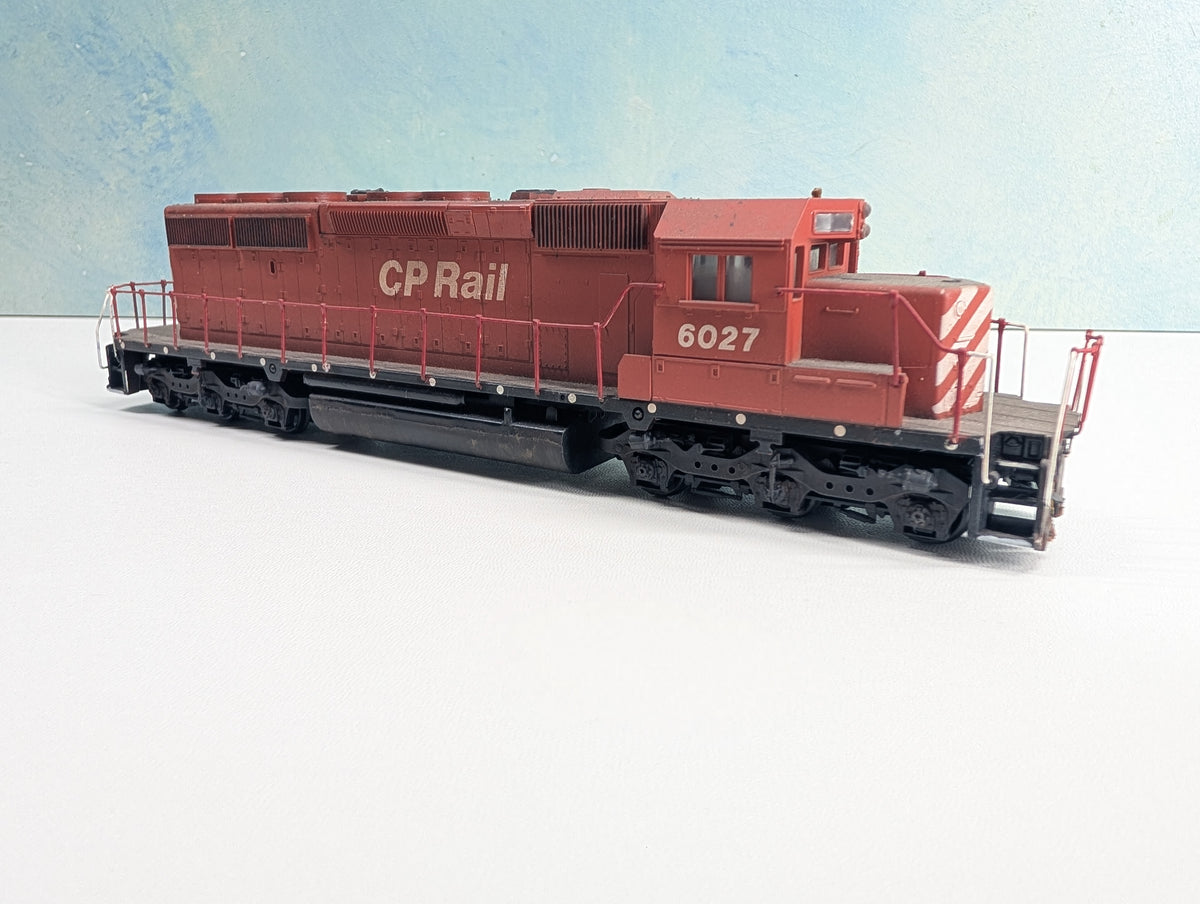 USED Athearn HO Scale SD40-2 Diesel Locomotive Canadian Pacific CP #6027 Weathered Non-Powered