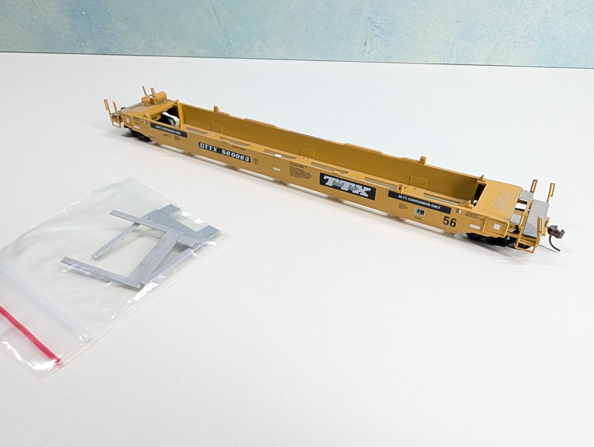 USED Athearn 91098 HO Scale 56' Well Car Trailer Train DTTX #560083 Metal Wheels