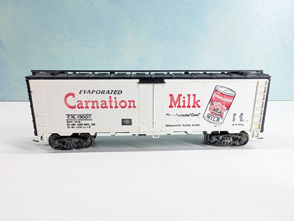 USED Athearn HO Scale Reefer Carnation Milk CM #25005 Metal Wheels