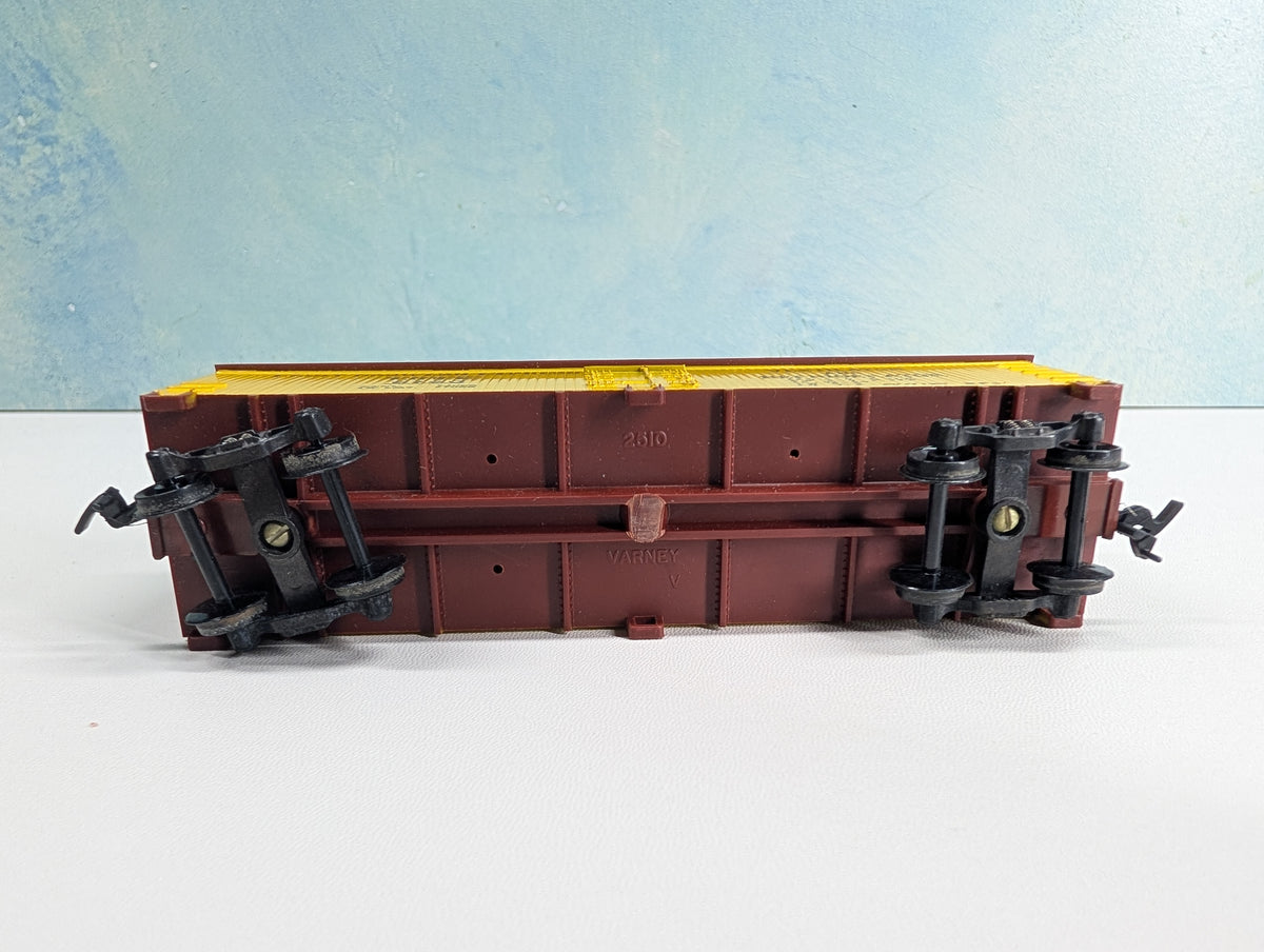 USED Varney HO Scale Box Car Fruit Growers Express FGEX #9780