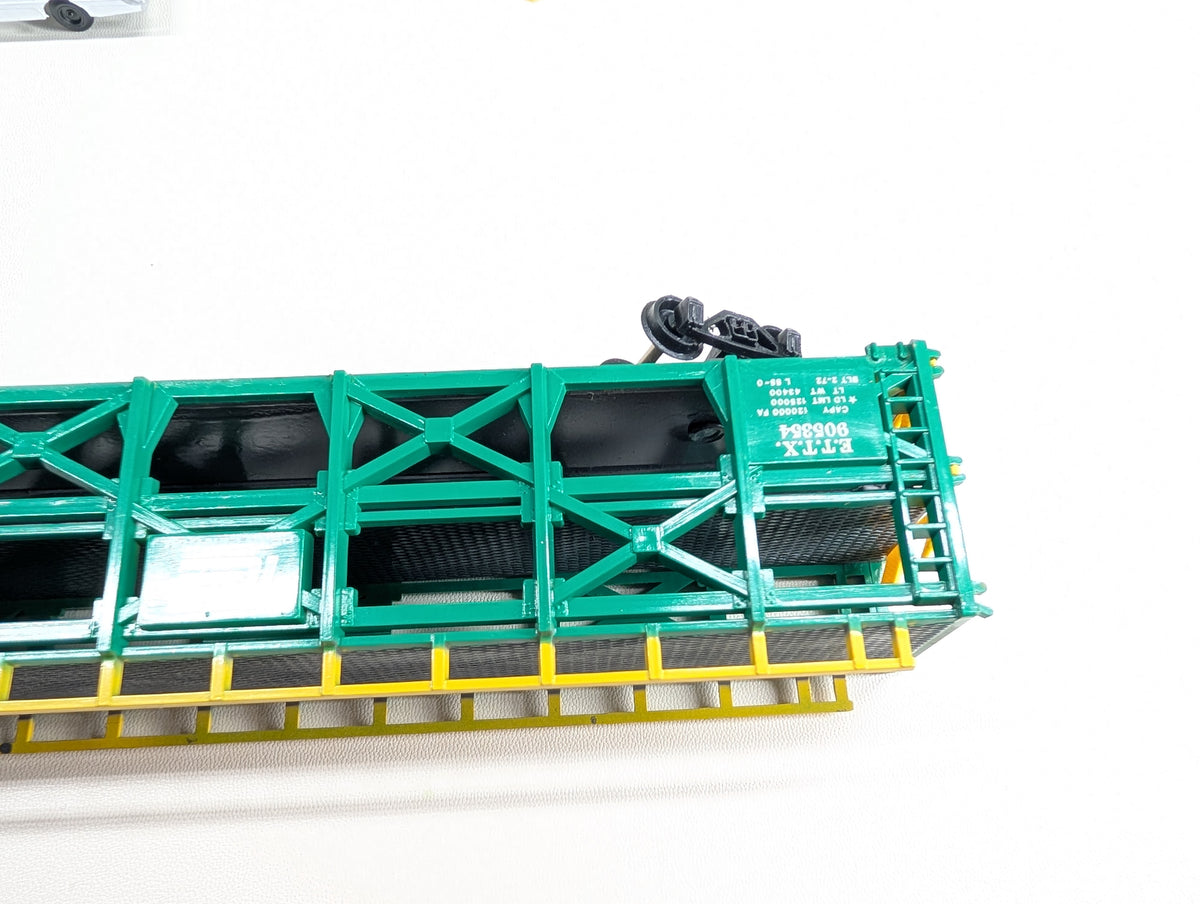 USED Bachmann 1264 HO Scale 89' Tri-Level Car Transporter Penn Central ETTX #905354