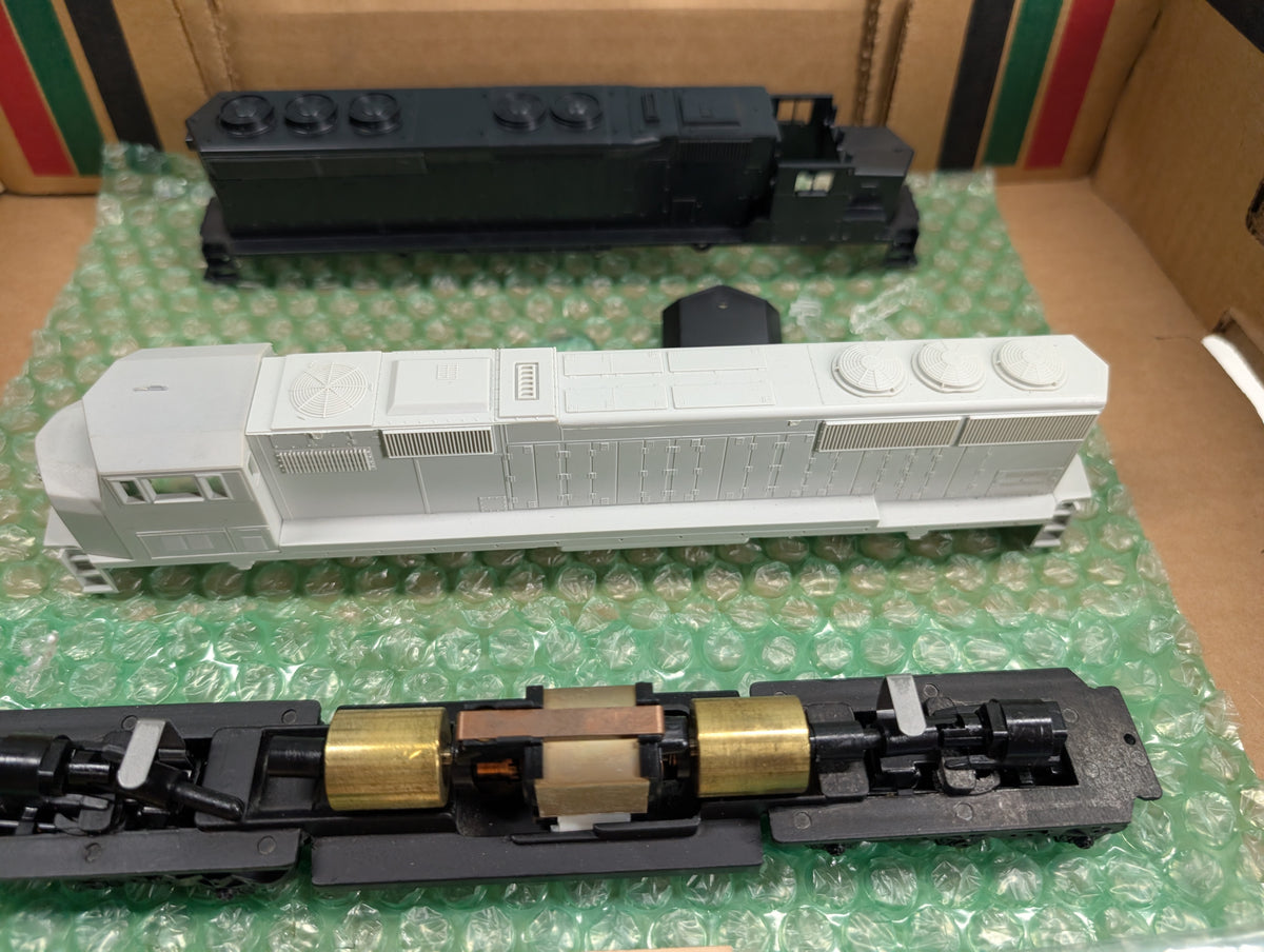 USED Rail Power Products HO Scale Lot of SD60M Shell, Chassis & Other Various SD Locomotive Details Parts