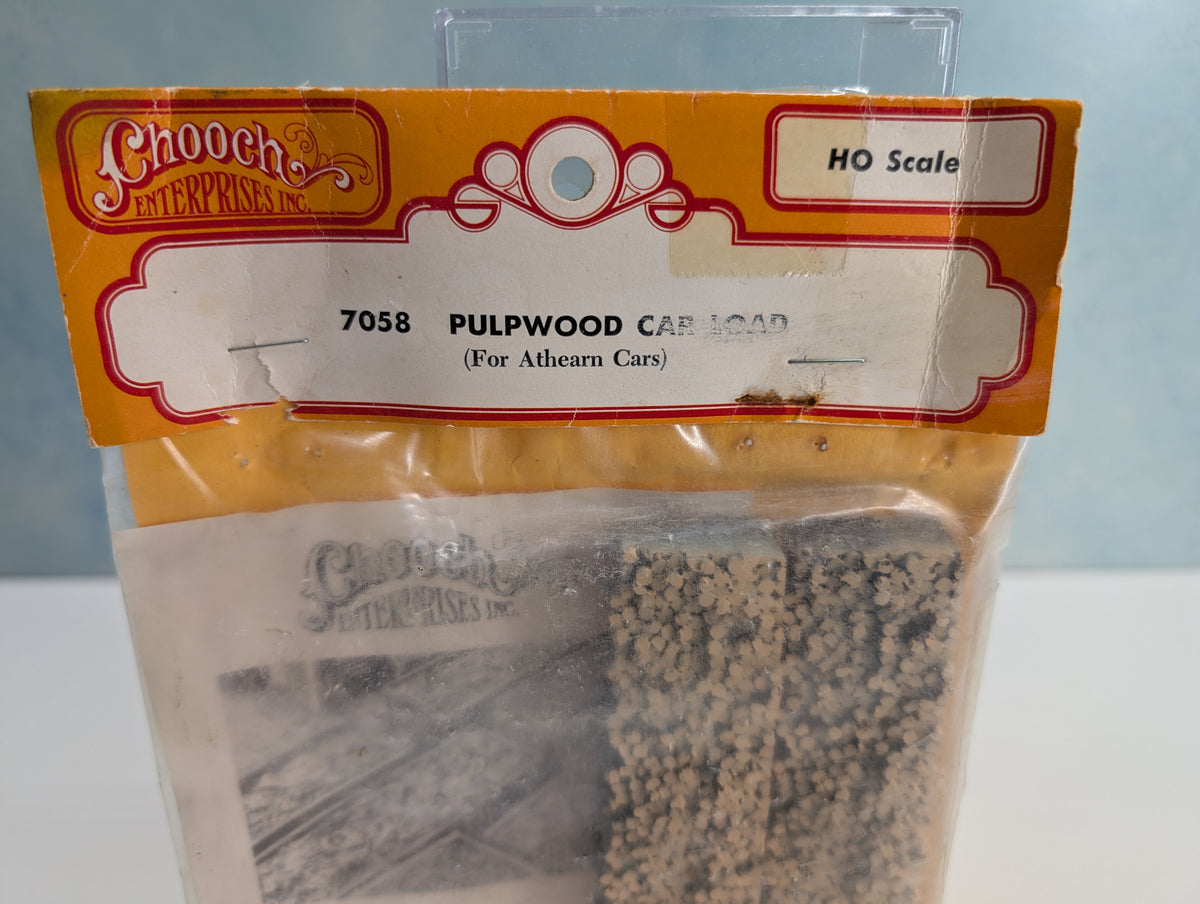 USED Chooch Enterprises Inc 7058 HO Scale Pulpwood Car Load for Athearn Cars Type A