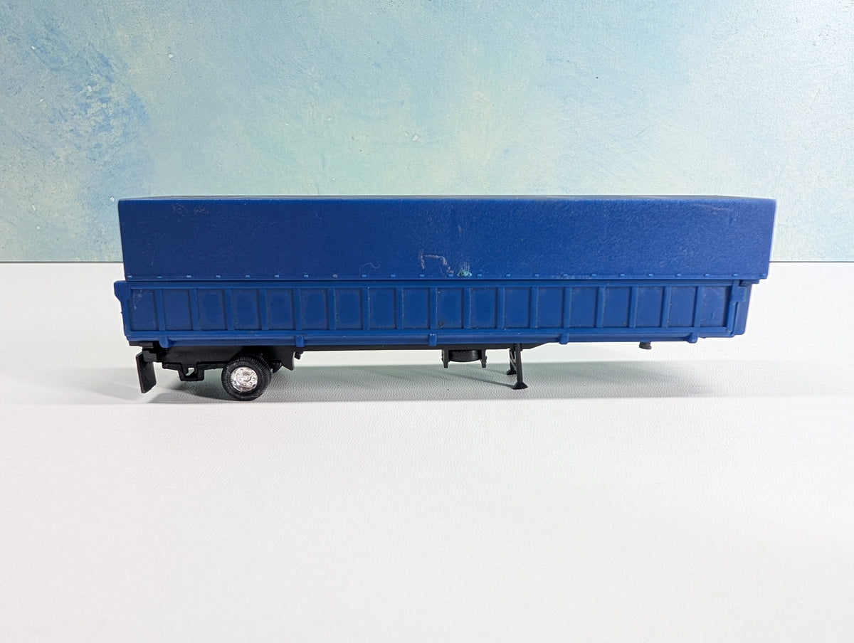 USED HO Scale 41' Covered Trailer, Blue