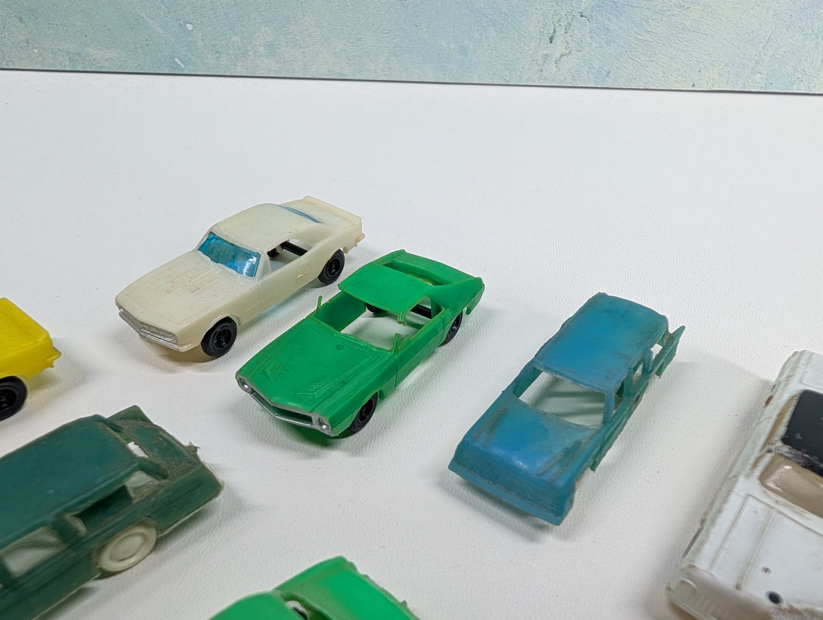 USED HO Scale Lot of Various Vehicles (15 pcs)
