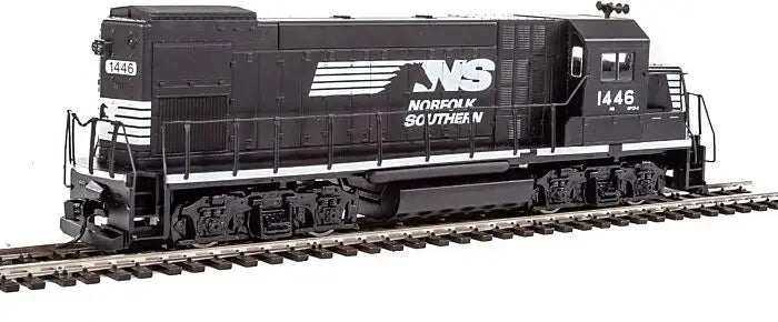 Walthers Trainline 931-2504 HO Scale EMD GP15-1 Diesel Locomotive Norfolk Southern NS #1446 DC