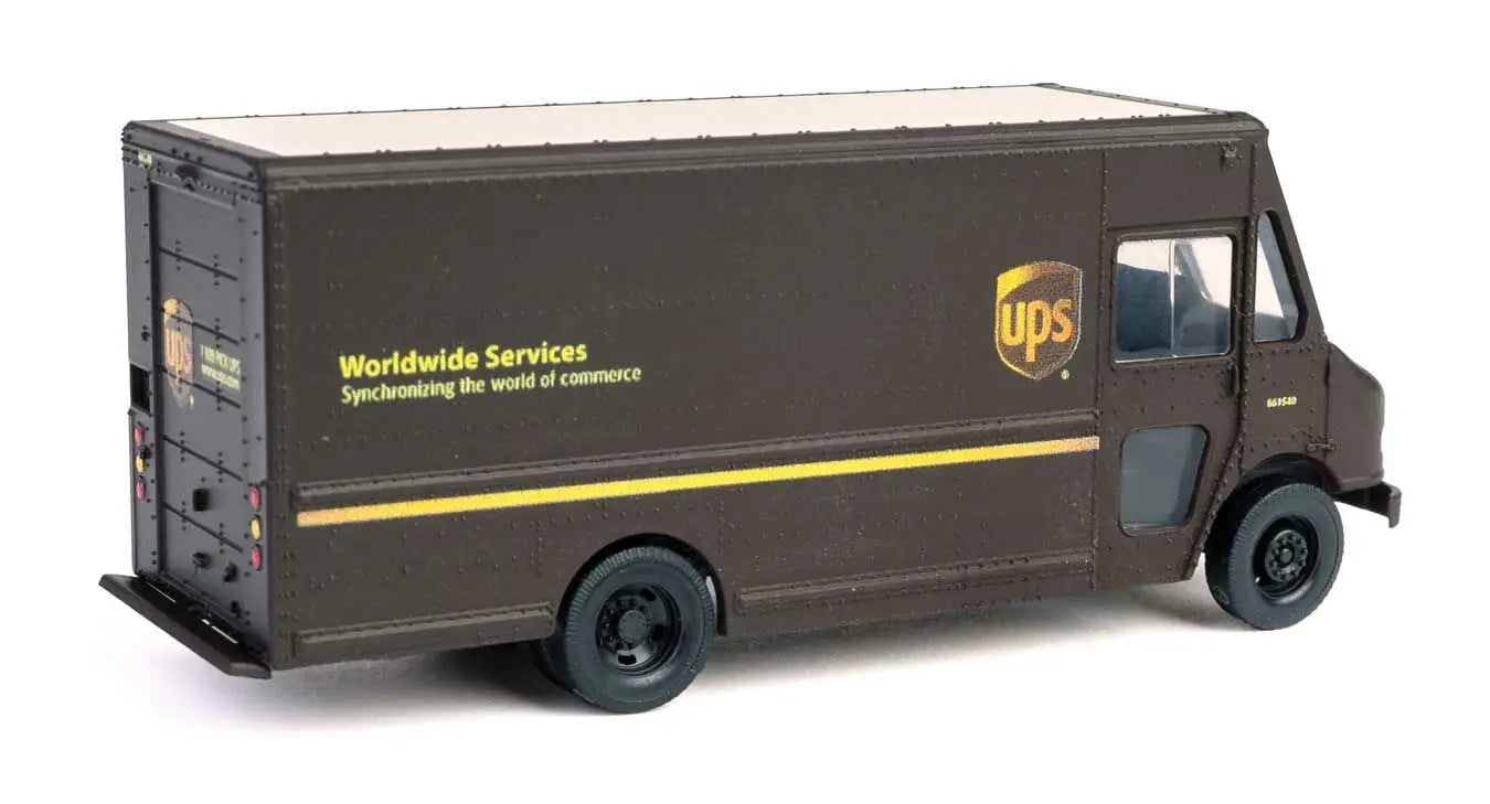 Walthers 949-12100 HO Scale Morgan Olson(R) Route Star Van UPS United Parcel Service(R) Package Car (New Style)