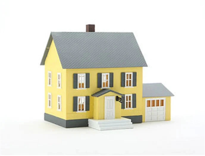 Model Power 777 HO Scale Yellow House with Garage, Benson's House