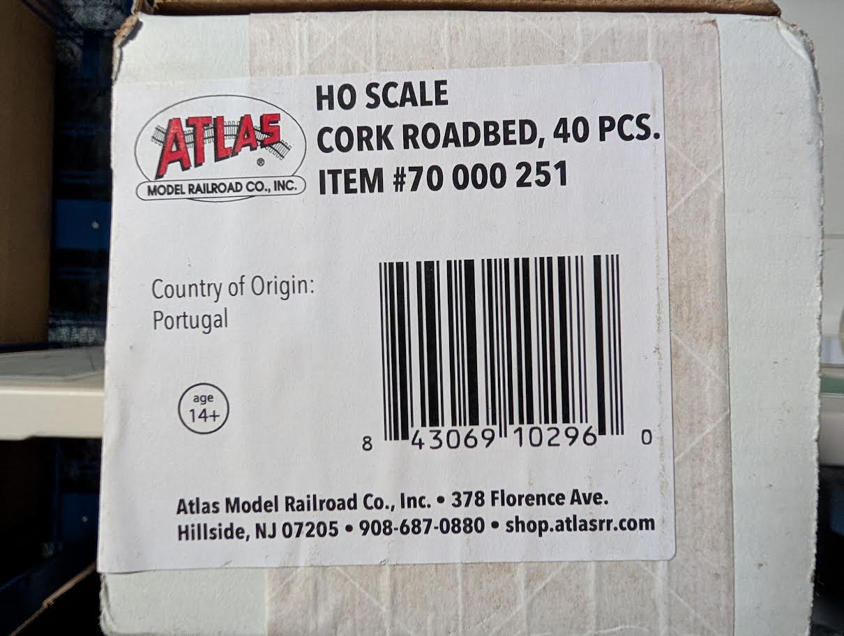 Atlas 70000251 HO Scale Cork Roadbed, 3' Long (1 Case, 40pcs)