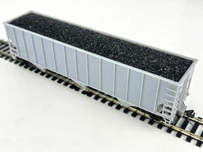 Bowser 31536 HO Scale English Coal Load for Walthers Gold Line 100T 3 Bay (2 pcs)