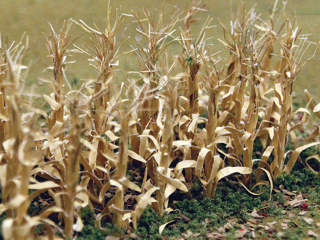 Bachmann 32503 HO Scale, JTT, Dried Cornstalks (1'' tall), Pack of 30