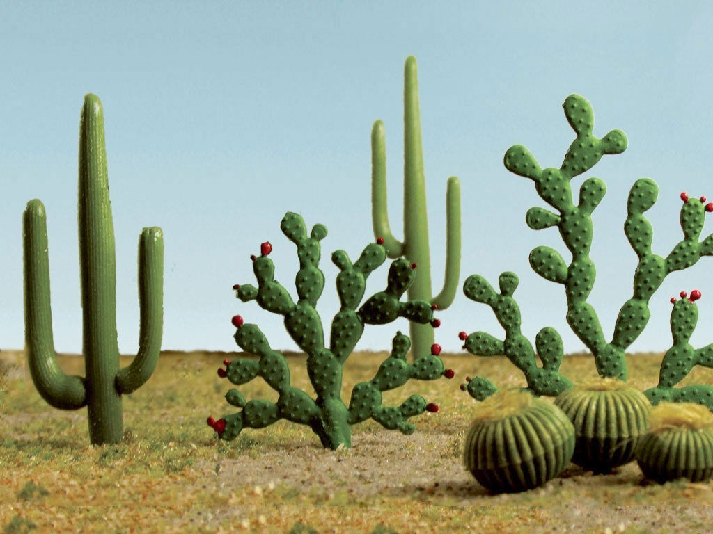 Bachmann 32513 HO Scale, JTT, Mixed Cacti (1/4'' to 2.5'' tall), Pack of 15