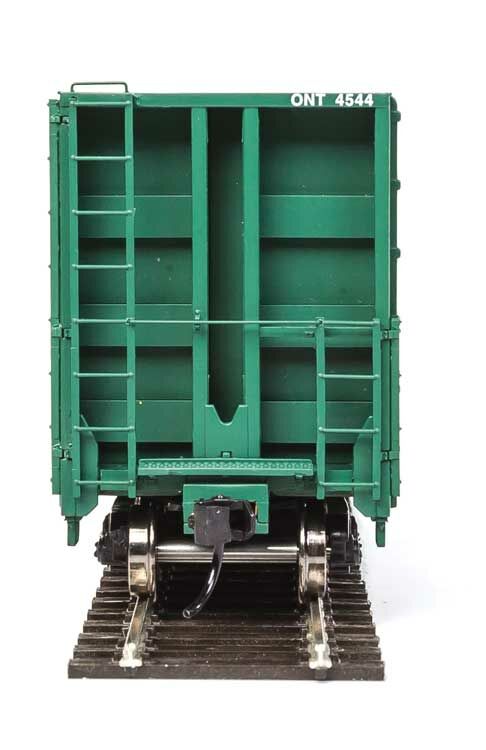WalthersProto 920-104326 HO Scale, 50' CC&F Bulkhead Flatcar, Ontario Northland ONT #4544