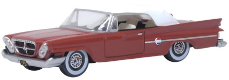 Oxford Diecast 87CC61004 HO Scale Chrysler 300 Convertible 1961 Cinnamon/White Model Car