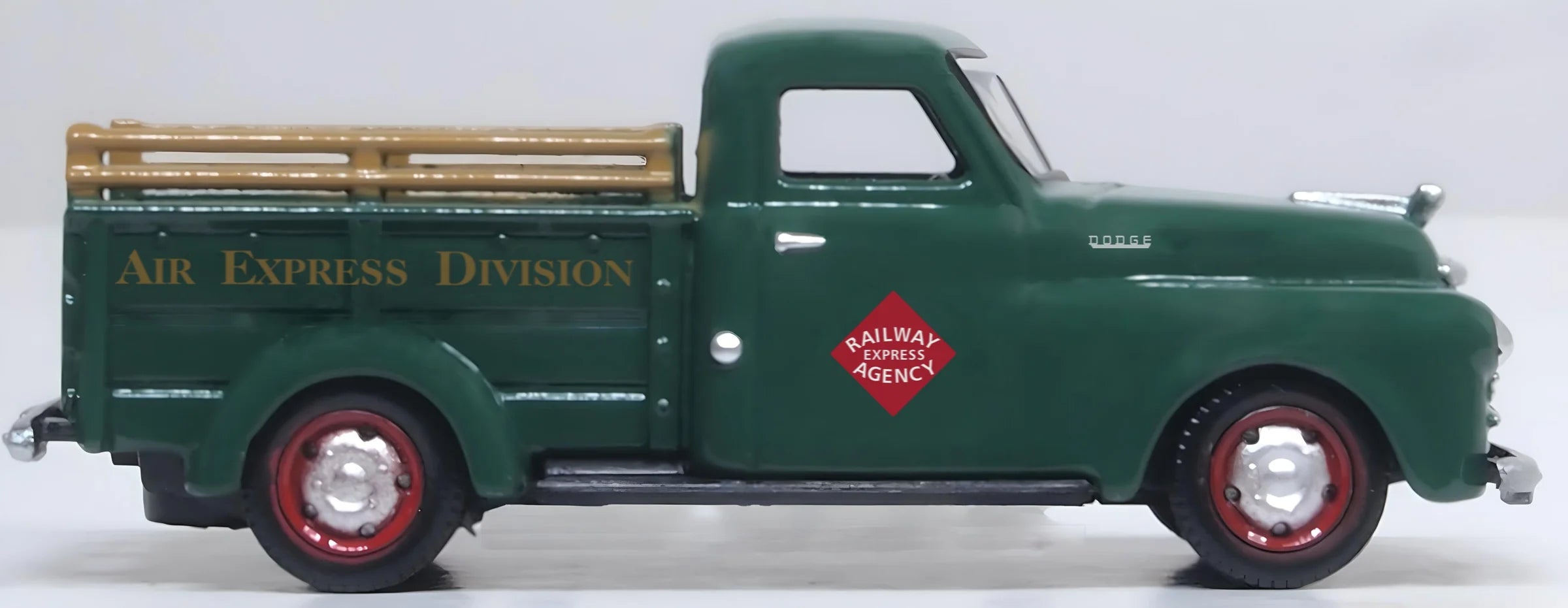 Oxford Diecast 87DP48004 HO Scale 1948 Dodge B-1B Pickup Truck - Assembled, REA