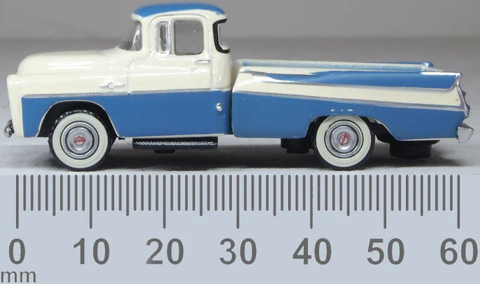 Oxford Diecast 87DP57005 HO Scale 1957 Dodge D100 Sweptside Pick Up Ice Blue/Glacier White