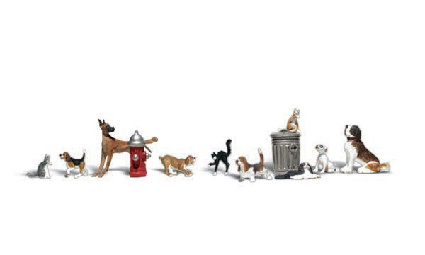 Woodland Scenics A2140 N Scale Dogs & Cats (12 pcs)