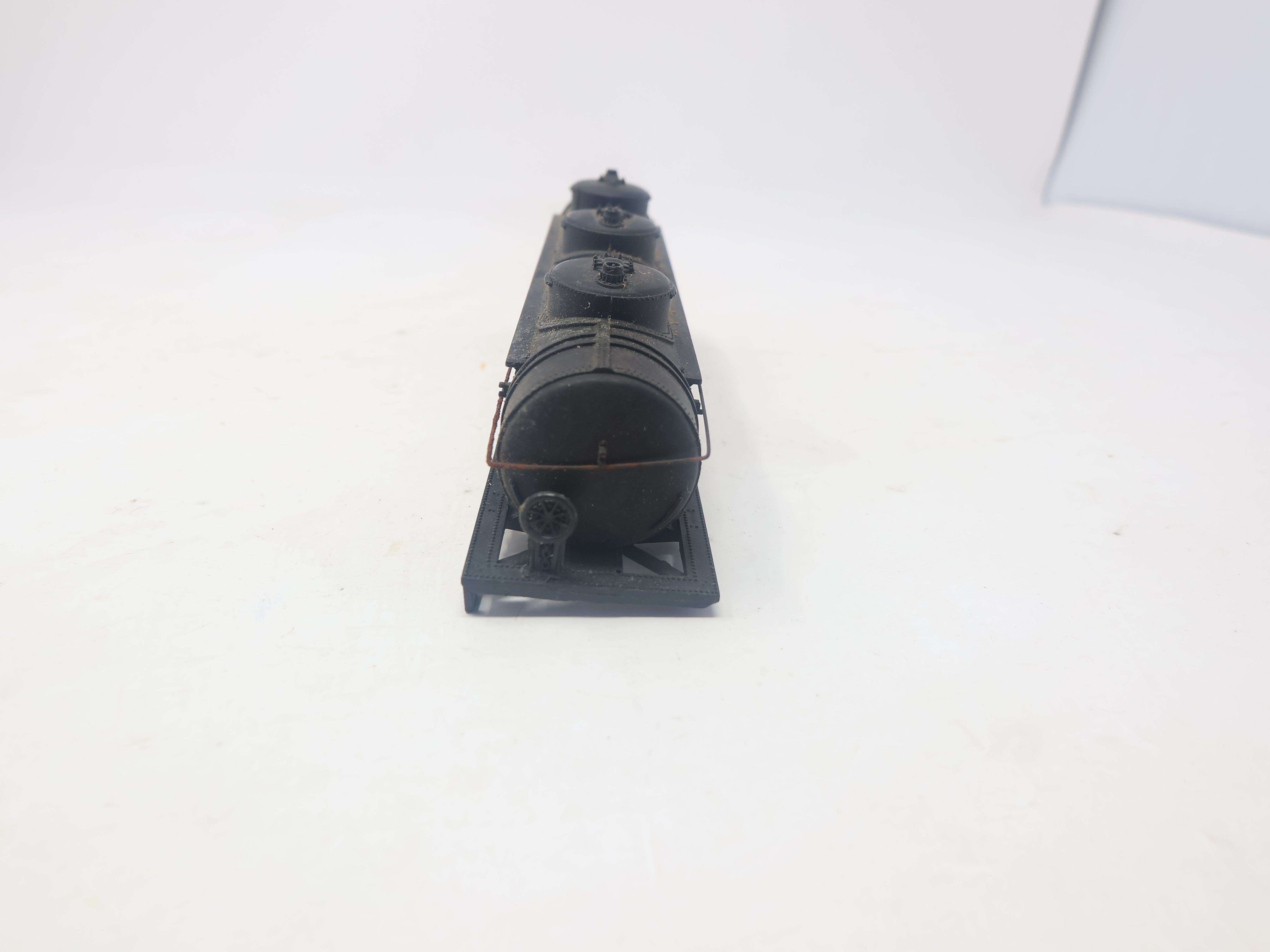 USED AHM HO Scale, Triple Dome Tank Car, General American GATX #35028, Missing Parts
