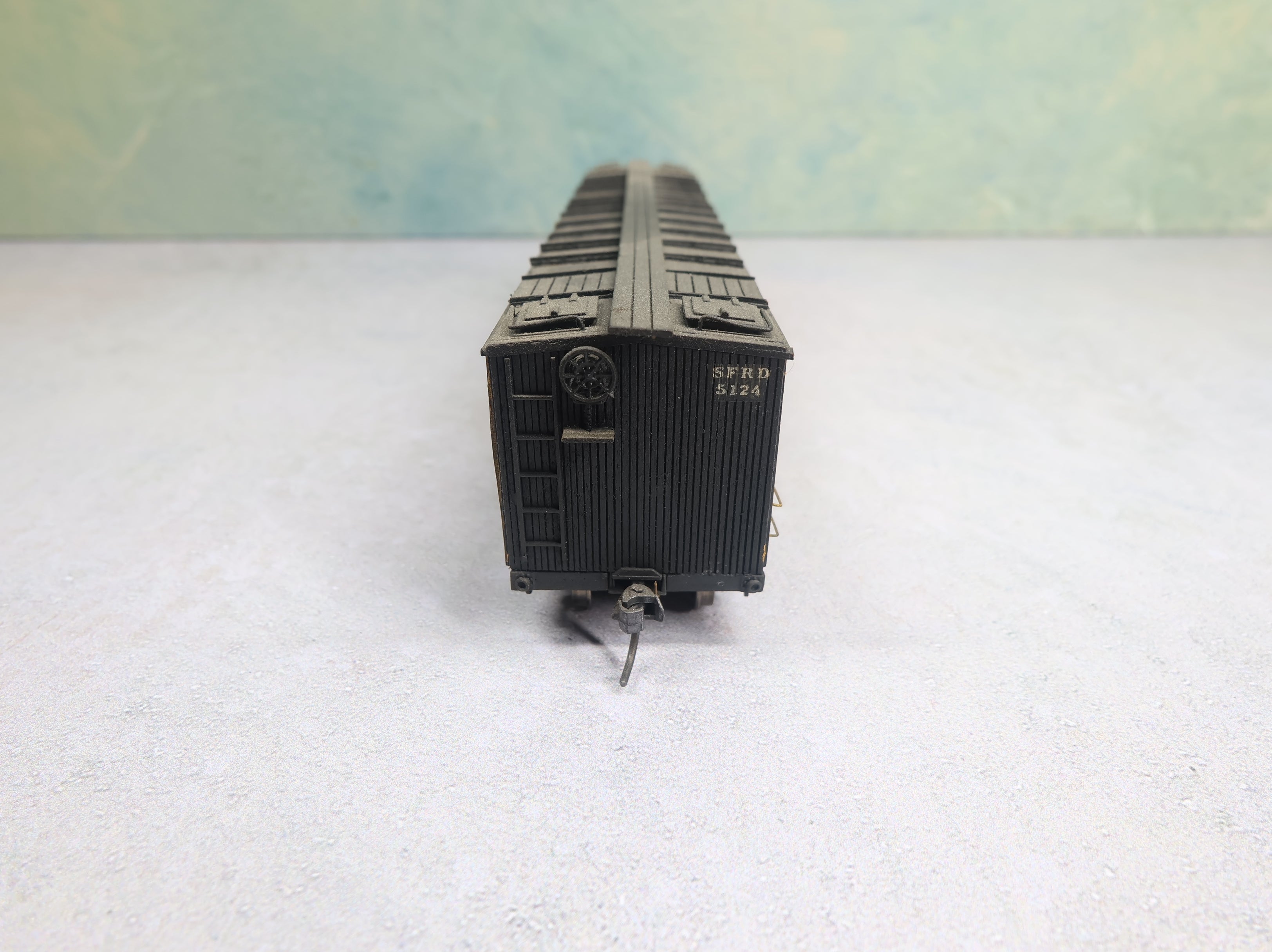 USED HO Scale 50' Reefer Box Car Santa Fe SFRD #5124 Custom Wood Built Kit