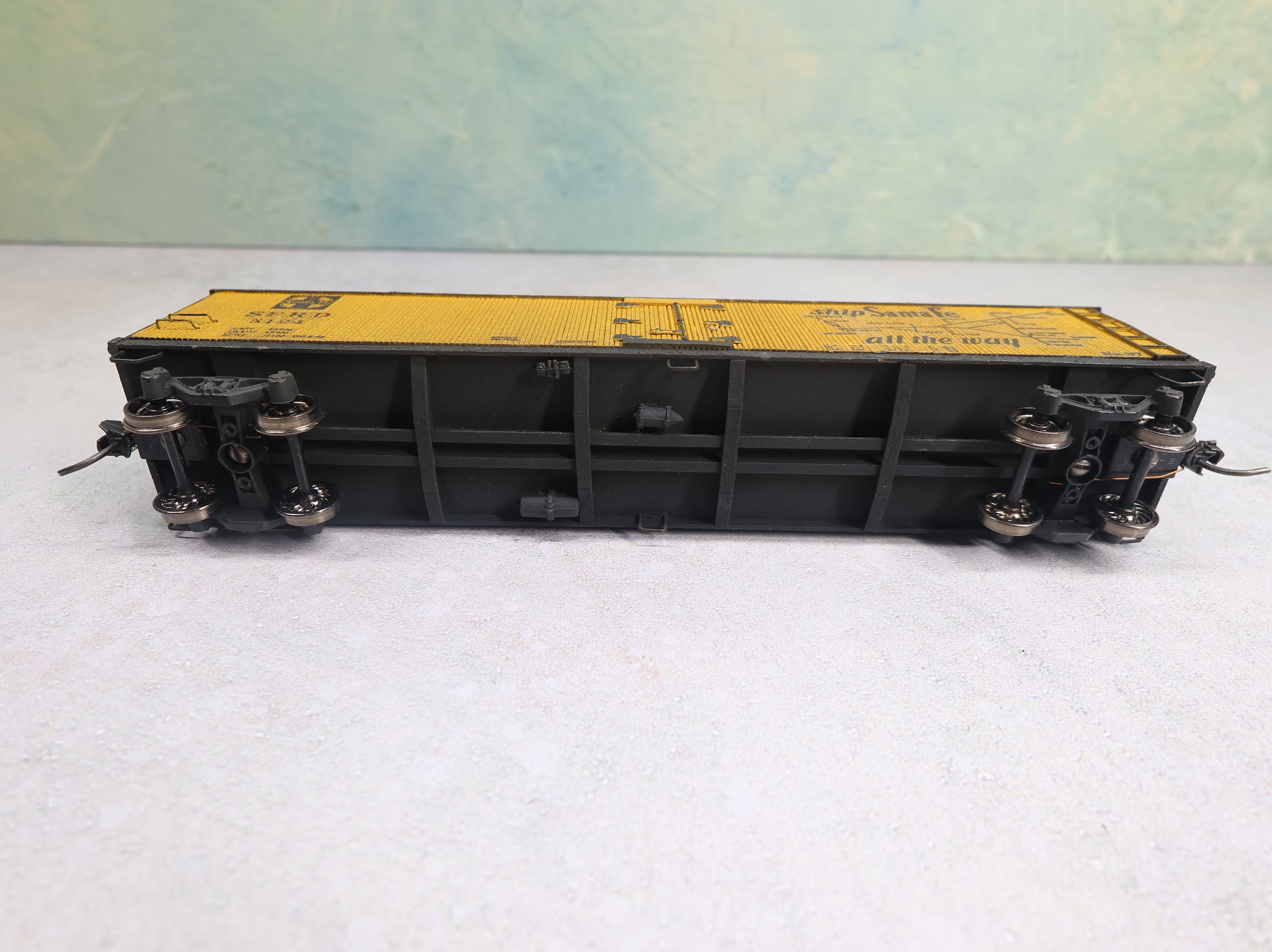 USED HO Scale 50' Reefer Box Car Santa Fe SFRD #5124 Custom Wood Built Kit