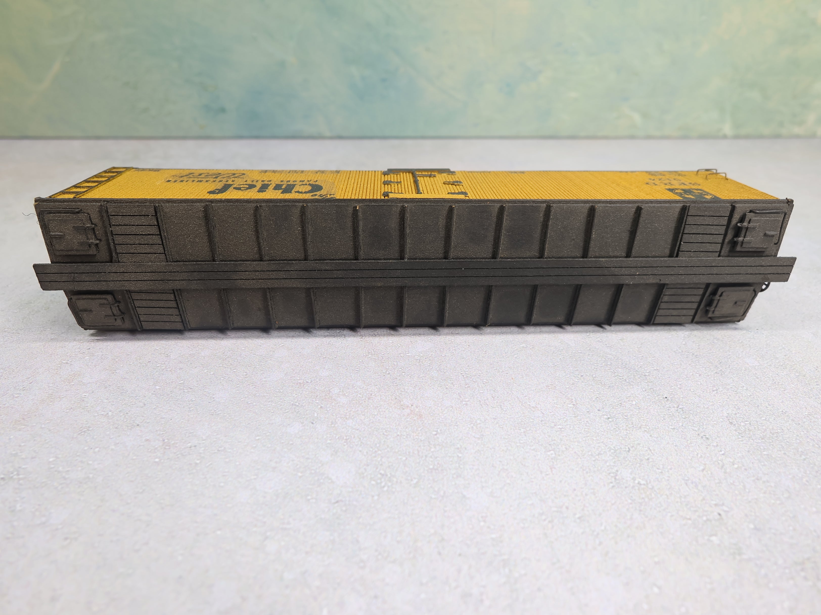 USED HO Scale 50' Reefer Box Car Santa Fe SFRD #5124 Custom Wood Built Kit