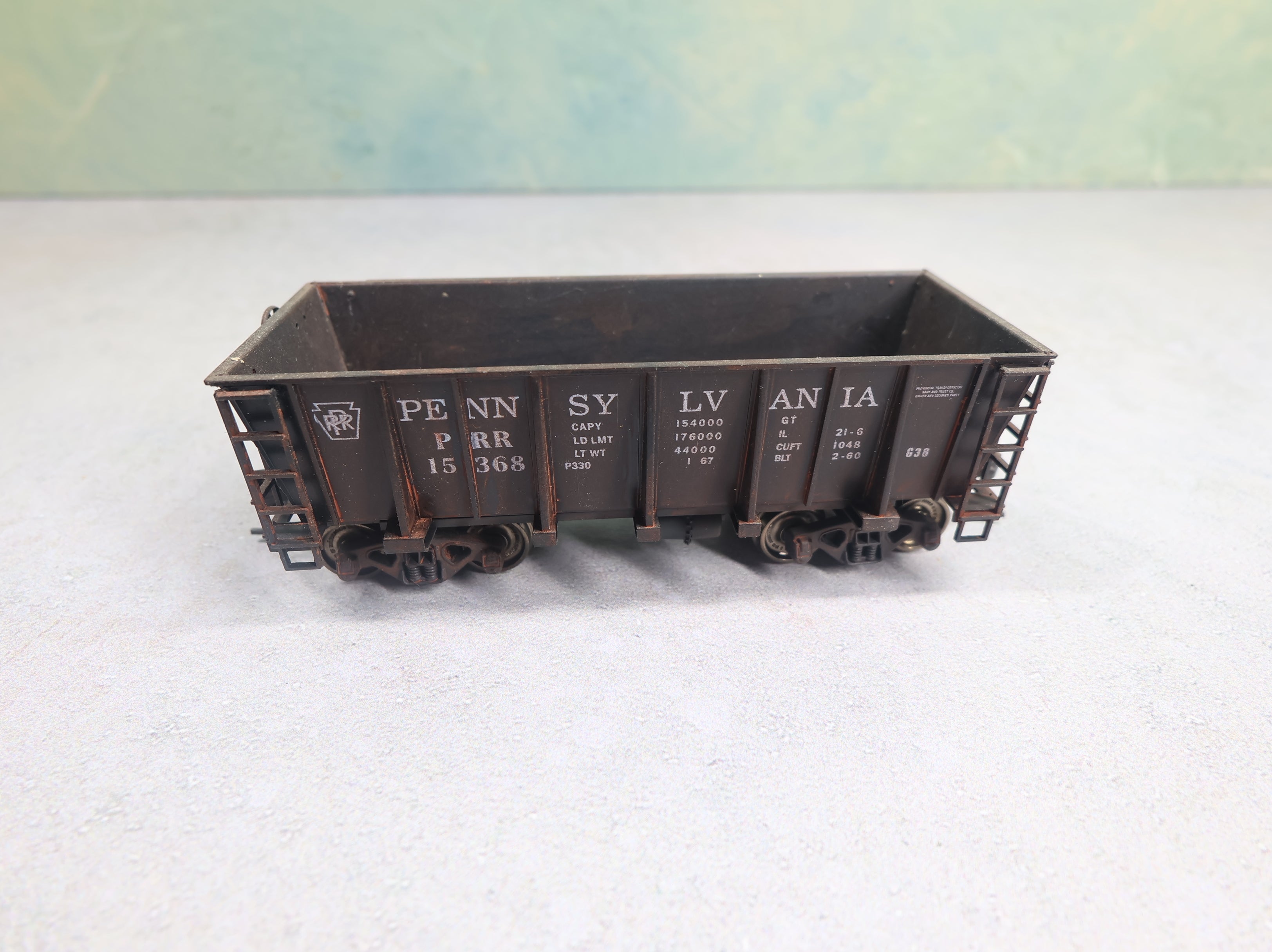 USED Roundhouse HO Scale Lo-Side Ore Car Pennsylvania PRR #15368 Weathered