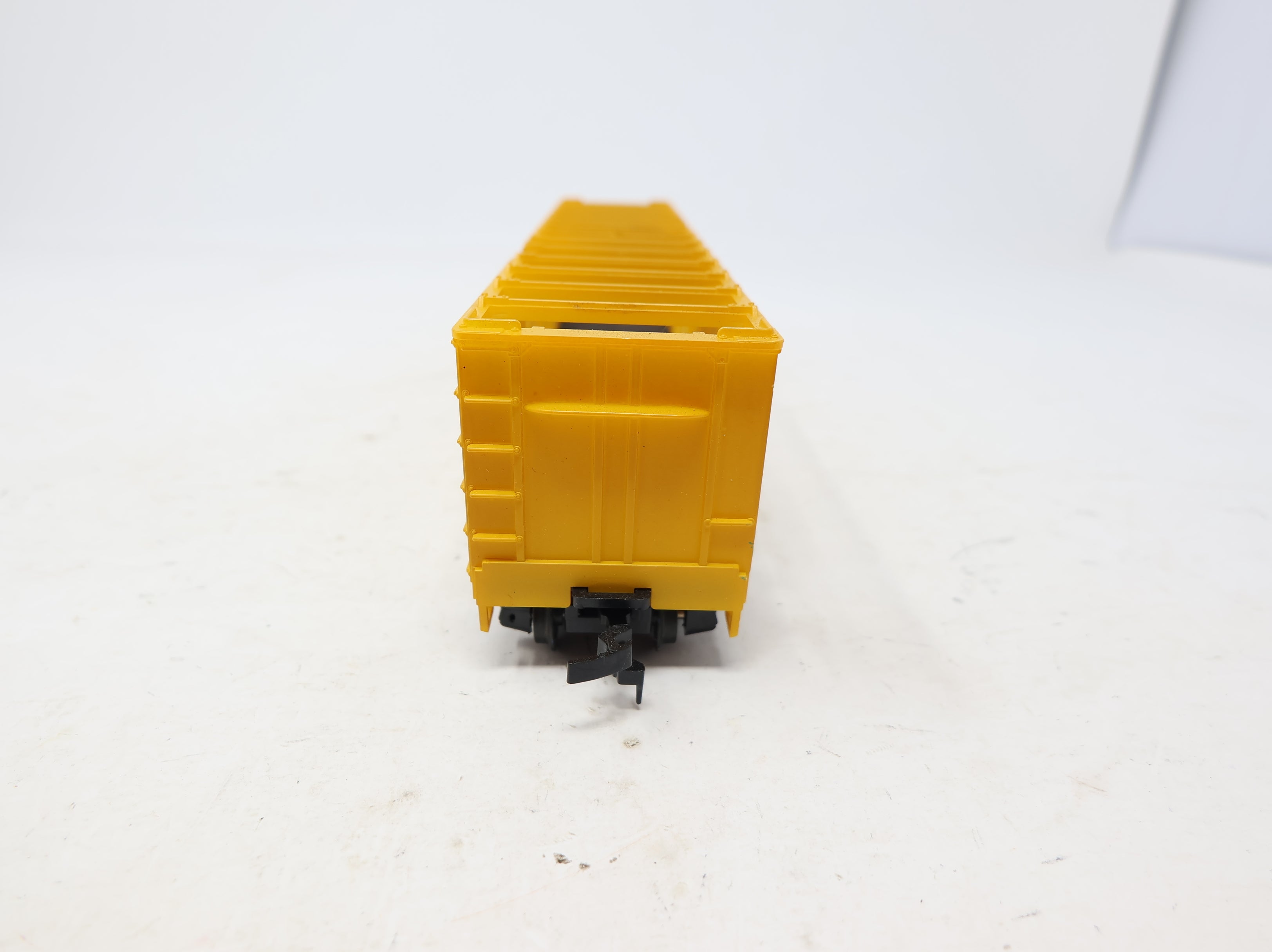 USED AHM HO Scale Container Carrier Ethyl Corporation EBX #90
