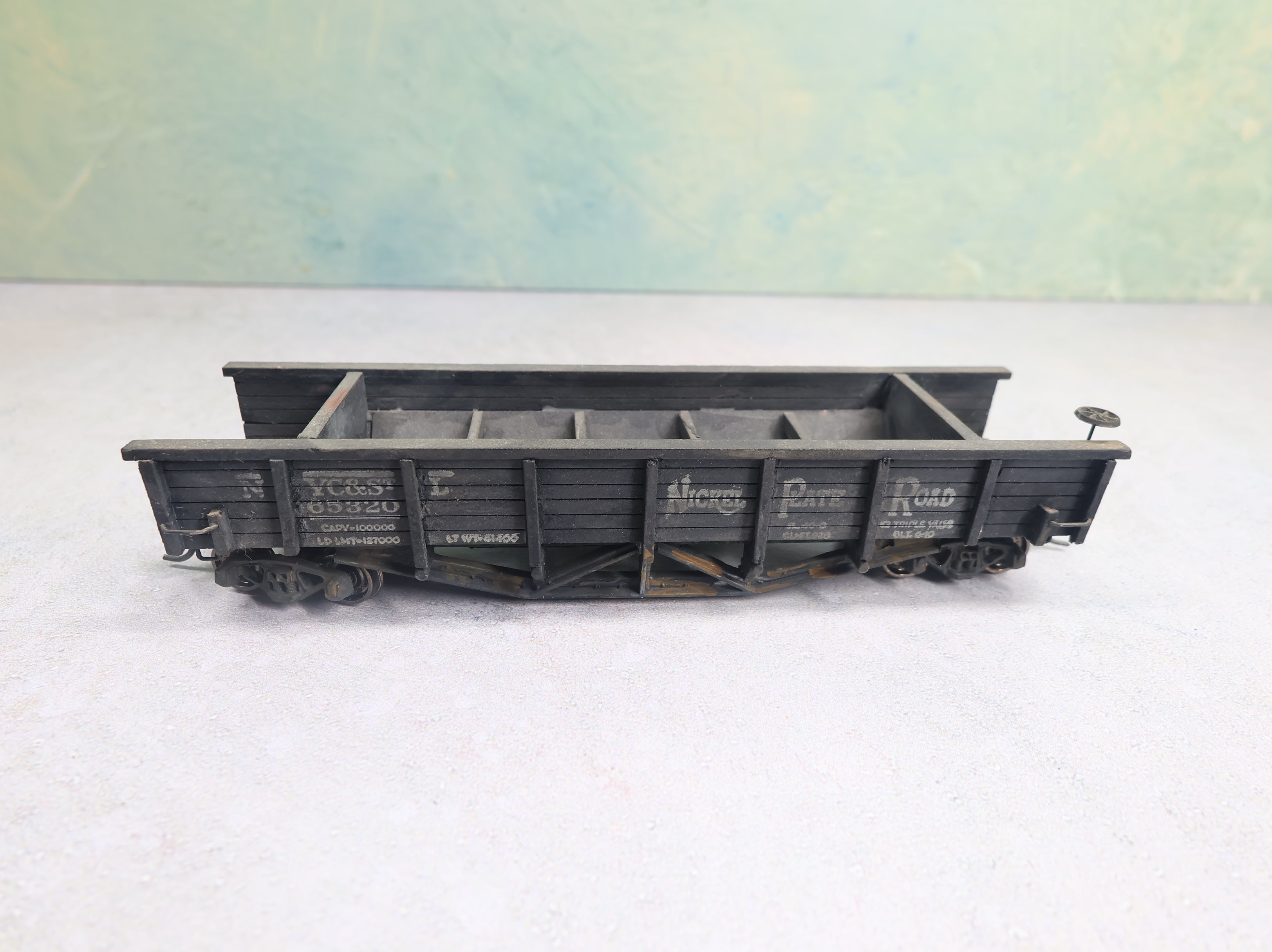 USED HO Scale Ballast Spreader Car Nickel Plate Road NYC&StL #65320 Wood Built Kit / Weathered