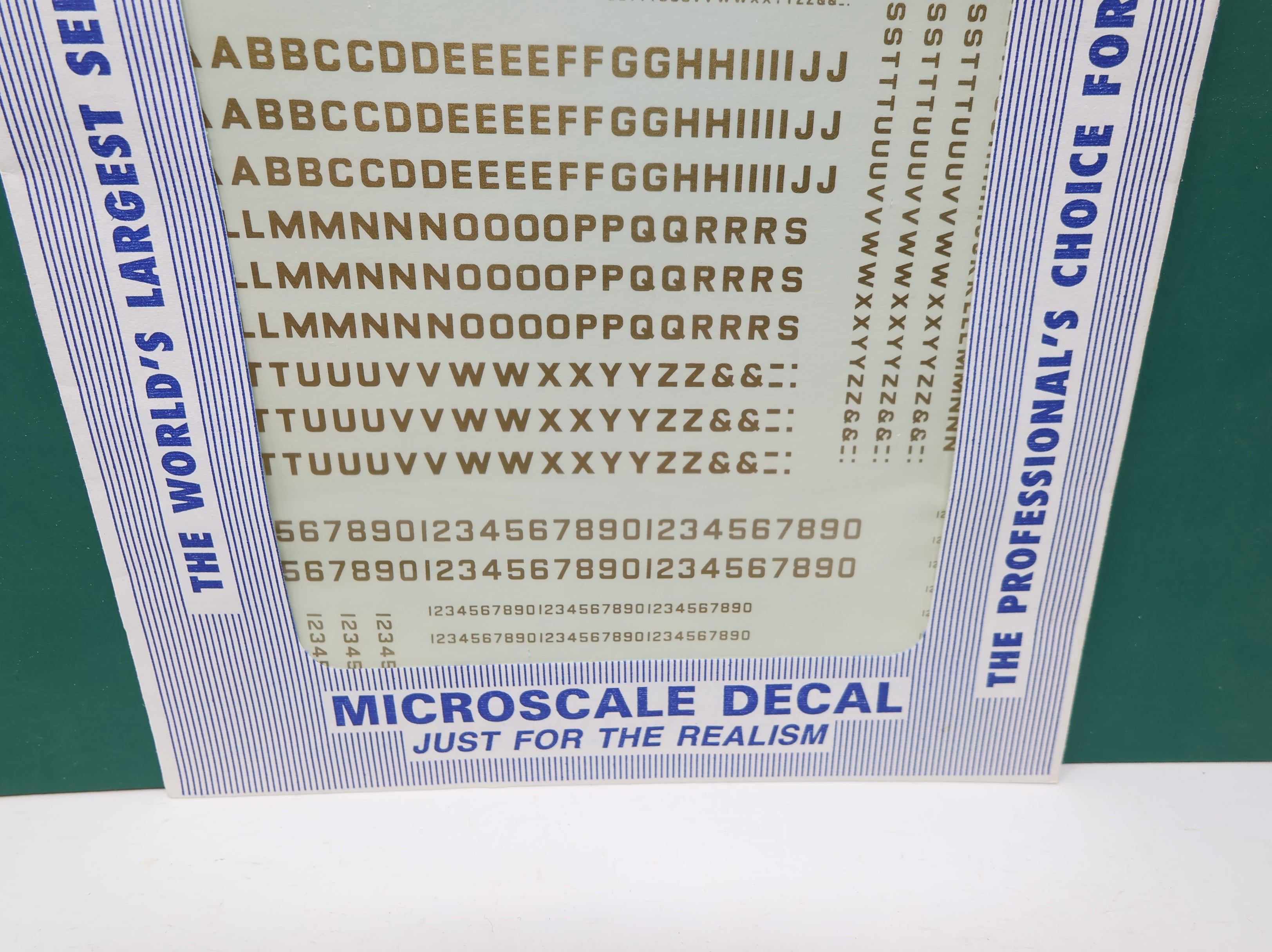 MICROSCALE 87-123-3 HO Scale Block Gothic Letters & Numbers Gold Decals