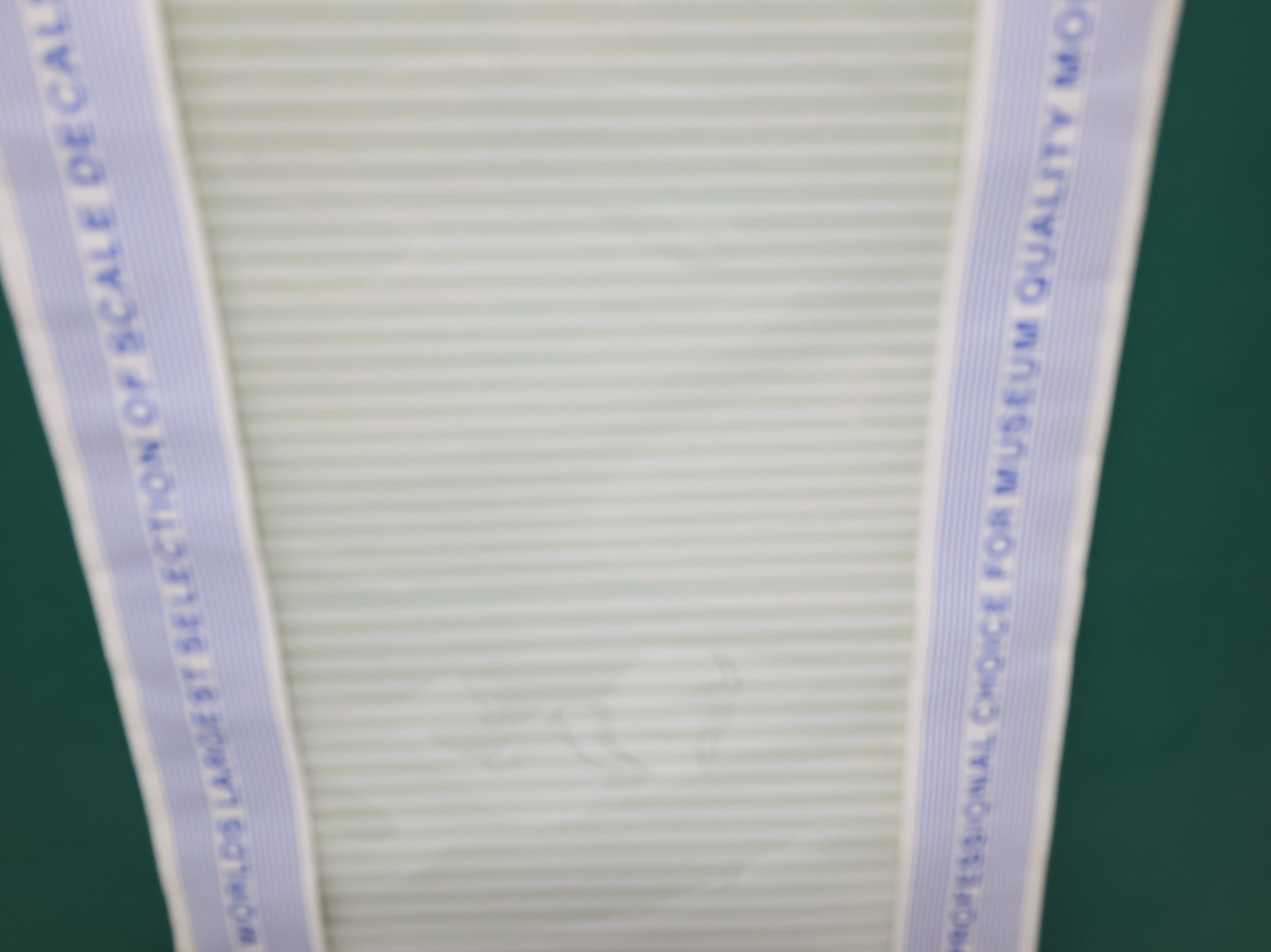 MICROSCALE 87-214-1 HO Scale 4 Inch & 6 Inch Wide Stripes - White Decals
