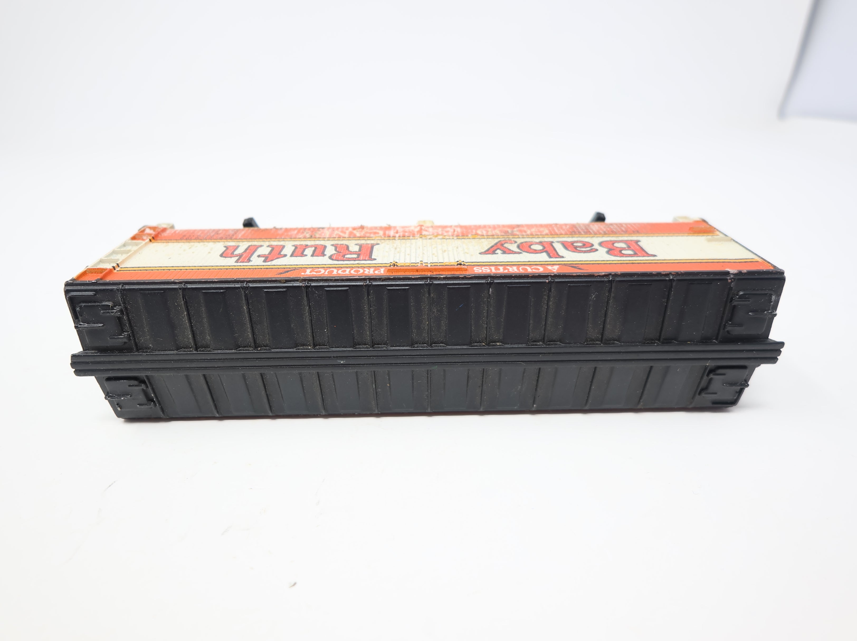 USED Tyco HO Scale 40' Wooden Reefer Box Car Baby Ruth NADX #5342
