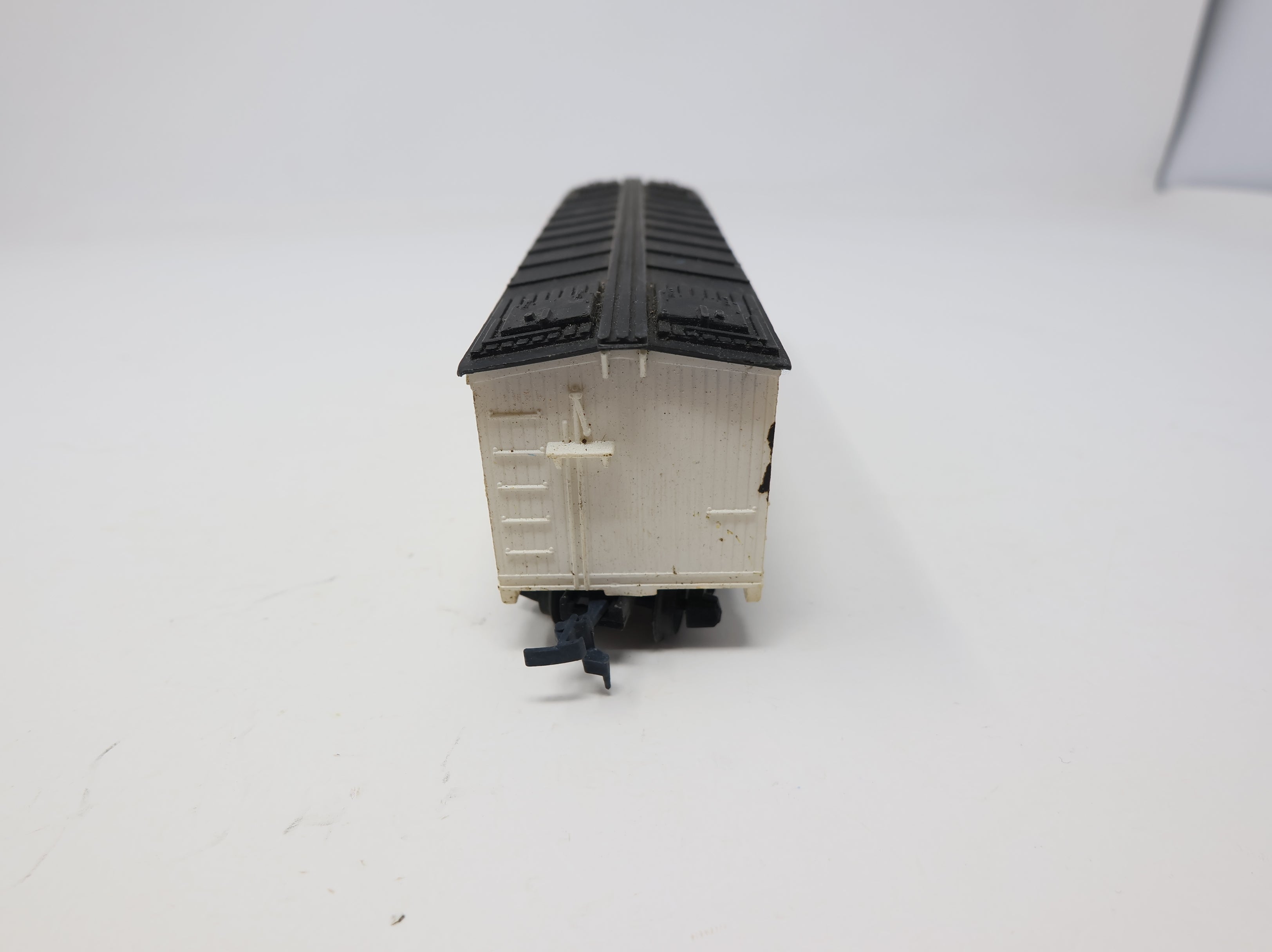 USED Life-Like HO Scale Wooden Reefer Box Car Swift Refrigerator Line SRLX #1020