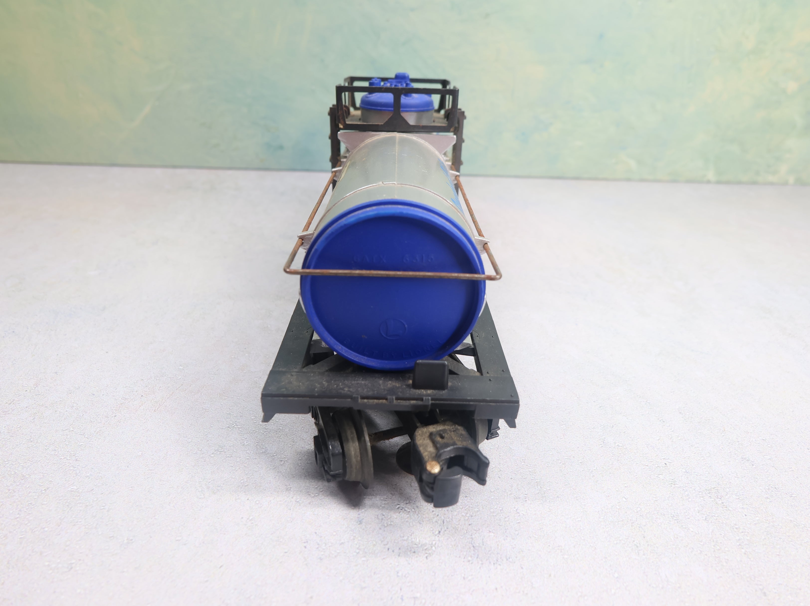 USED Lionel O Chemical Tank Car Standard Oil Co UTOX #9153