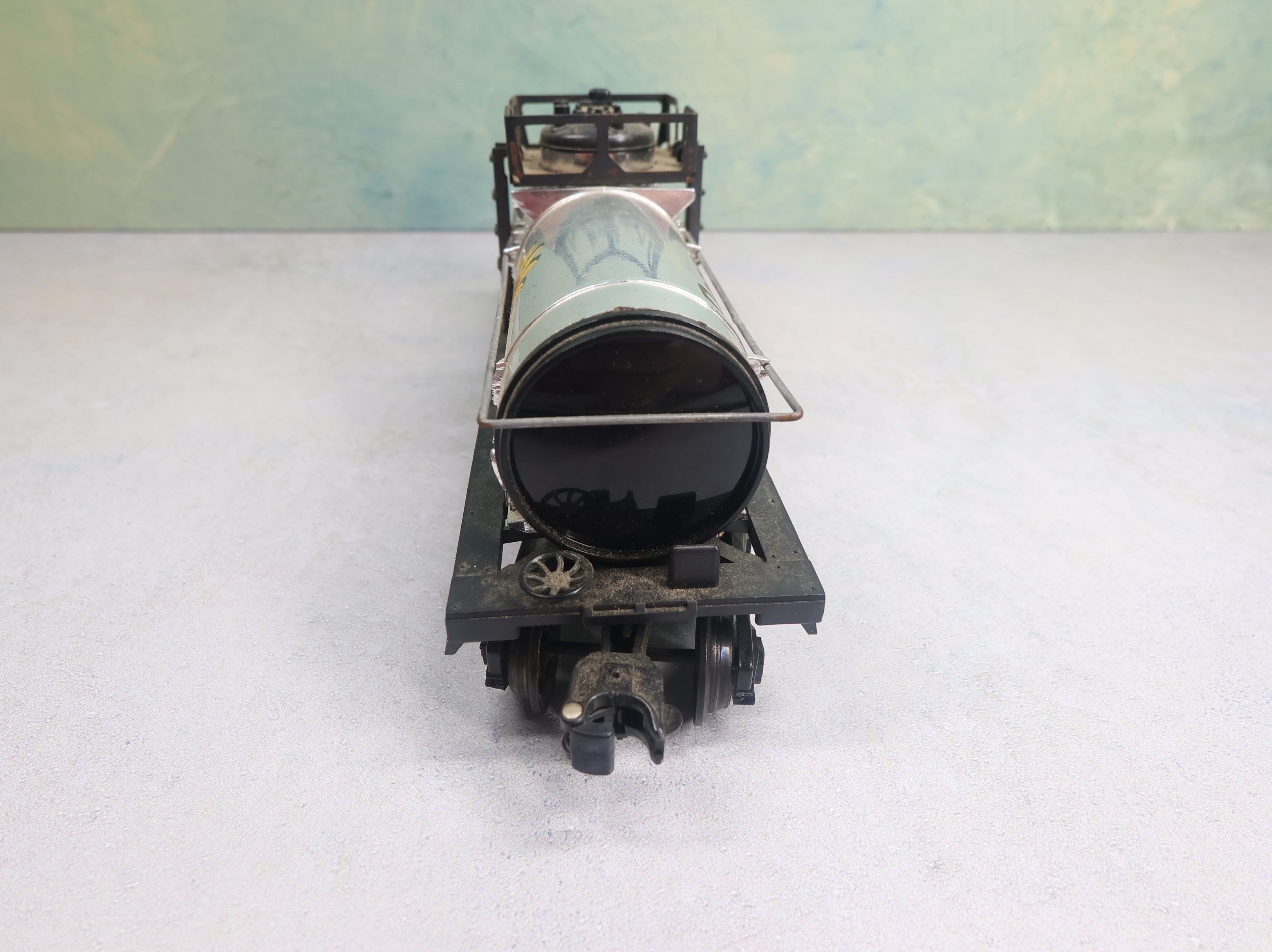 USED Lionel O Chemical Tank Car Borden GATX #9154