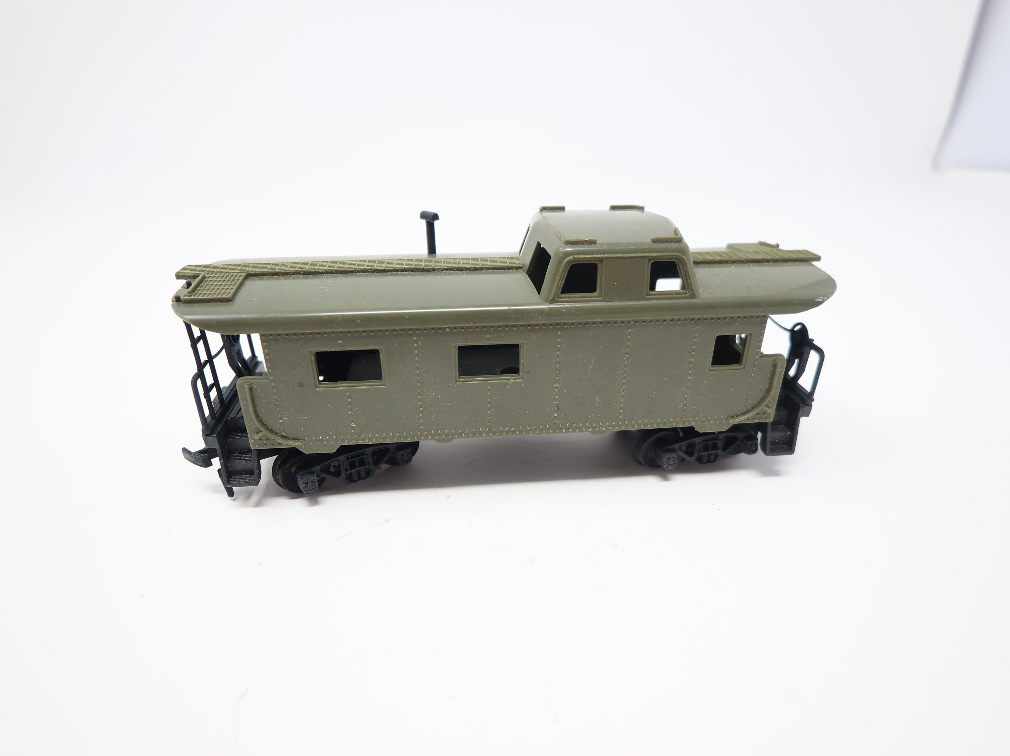 USED Tyco HO Scale Caboose Army Green