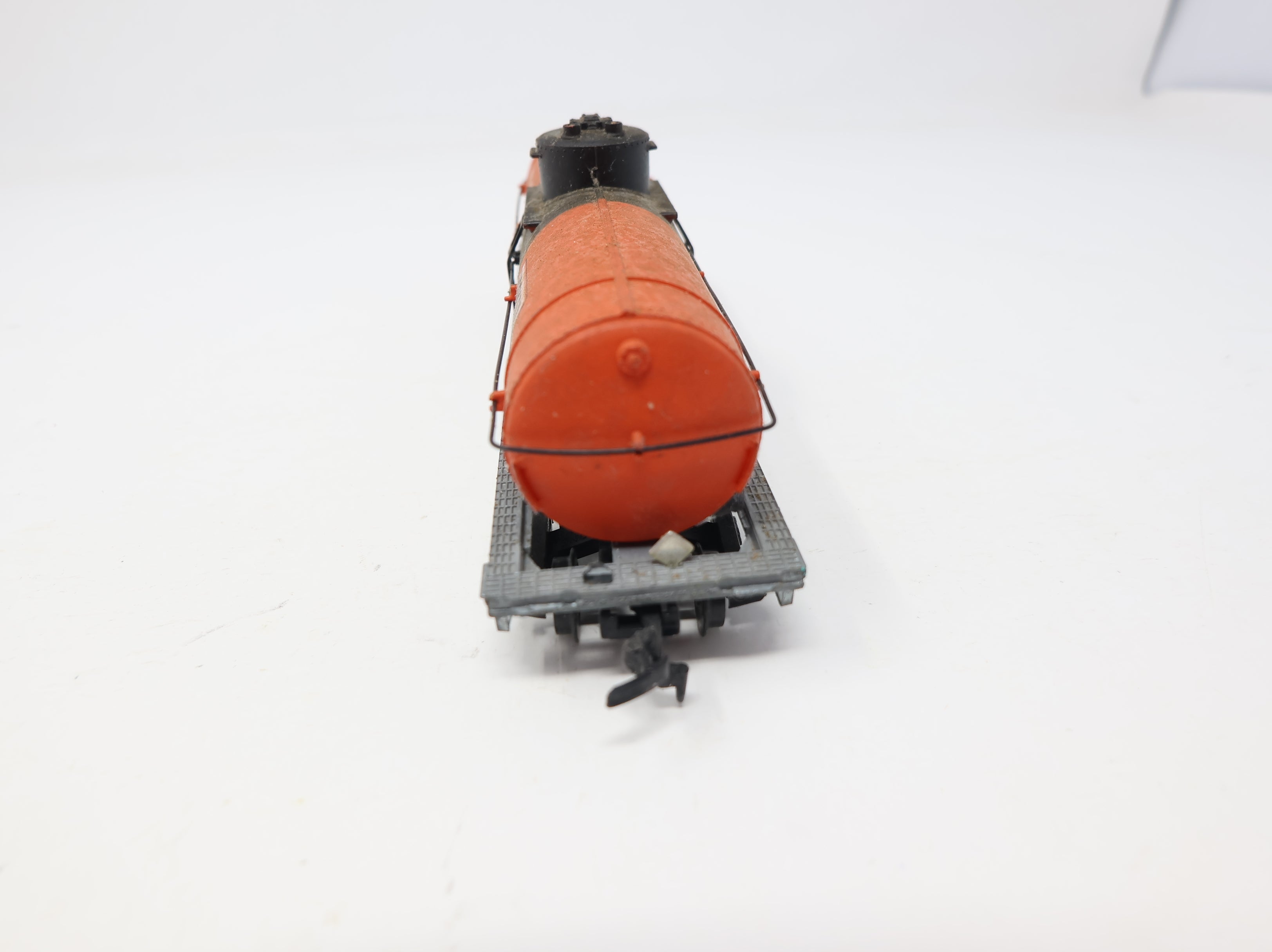 USED Roundhouse HO Scale Single Dome Tank Car Hooker GATX #30883
