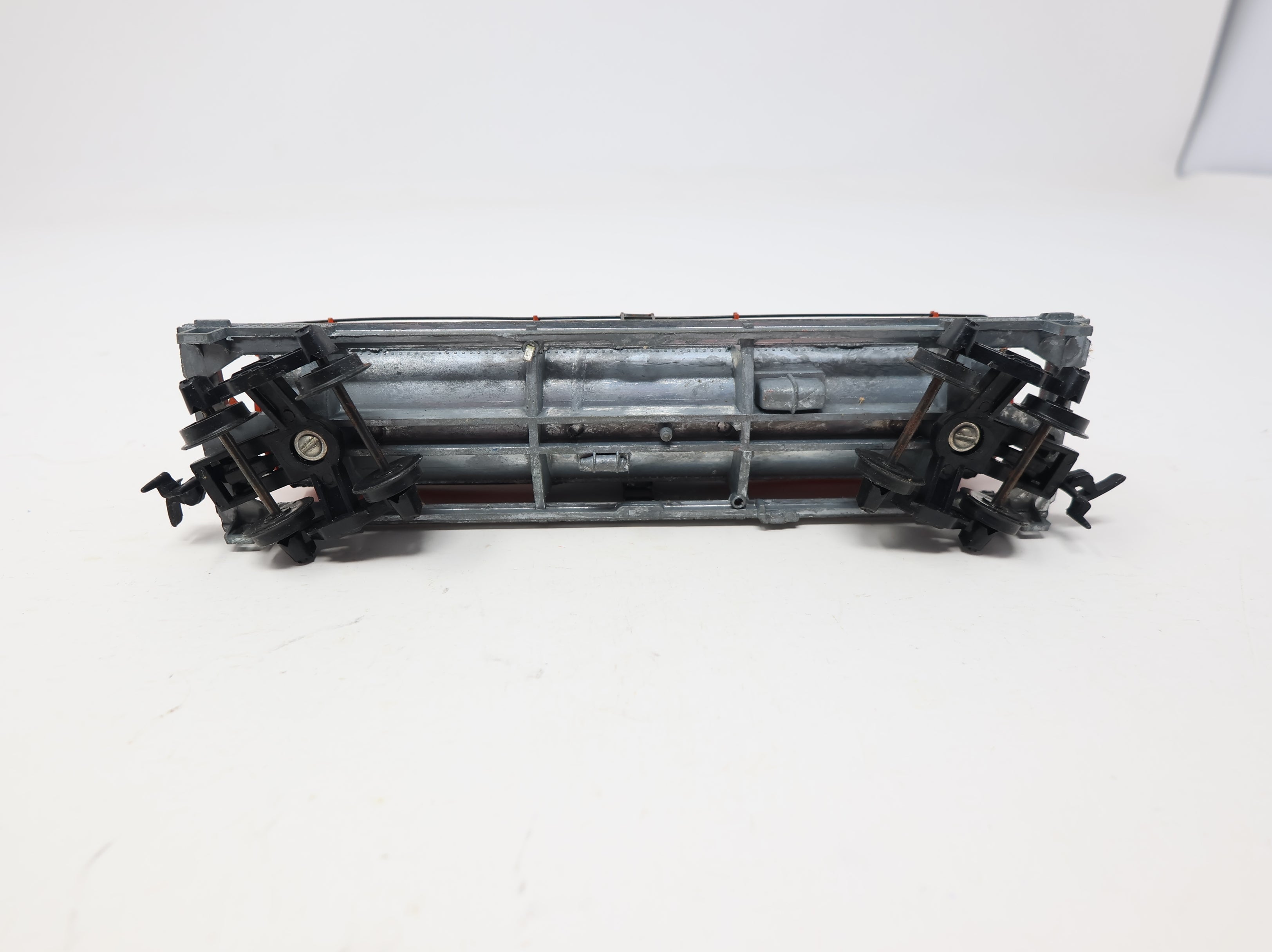 USED Roundhouse HO Scale Single Dome Tank Car Hooker GATX #30883