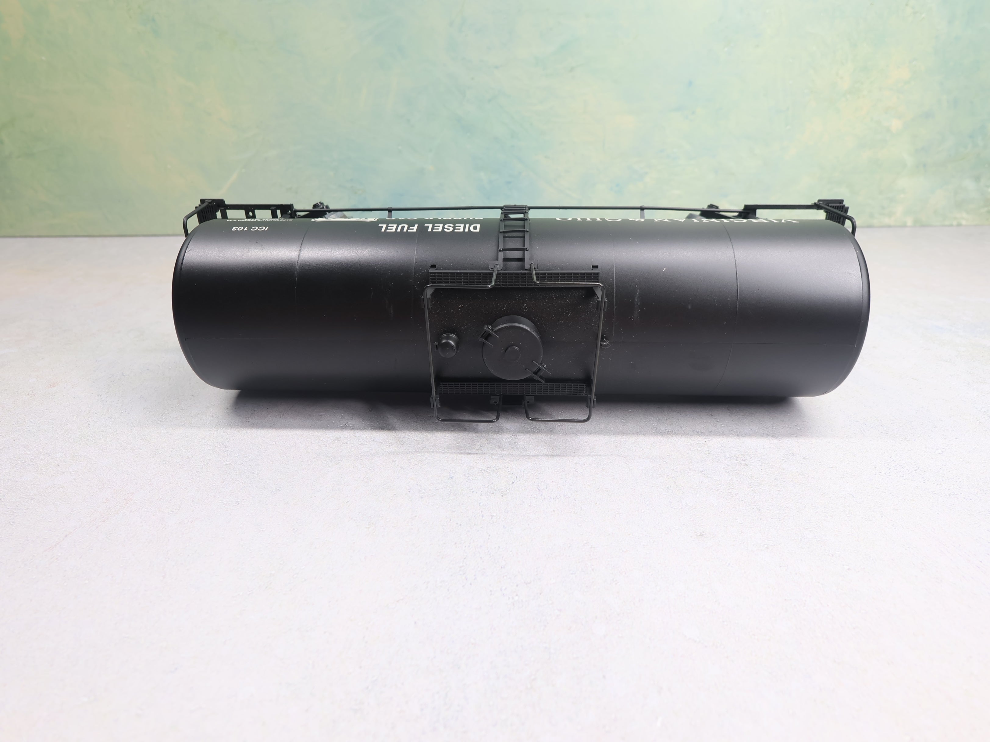 USED Weaver O 40' Tank Car Virginian & Ohio #404