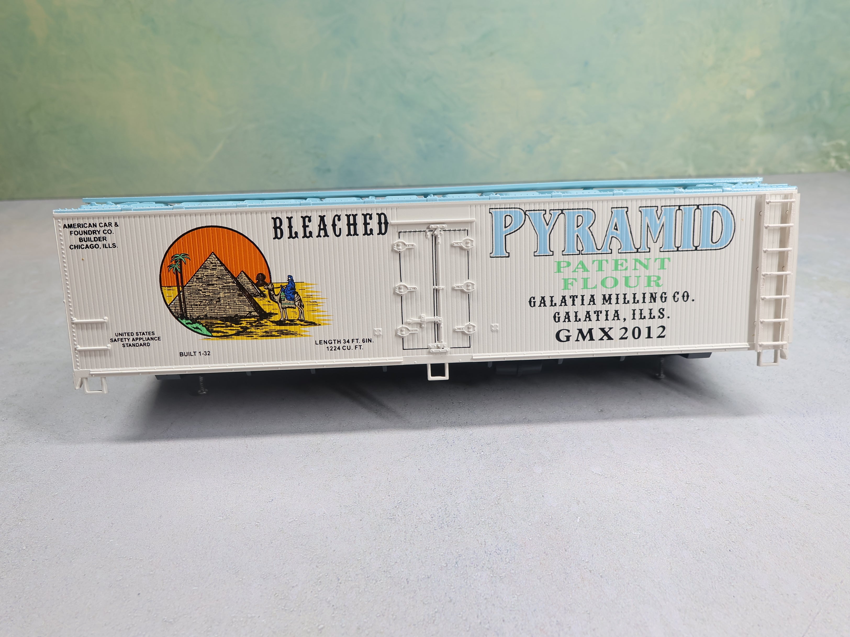 USED Weaver O Wood Side Refrigerator Car Pyramid Flour GMX #2012