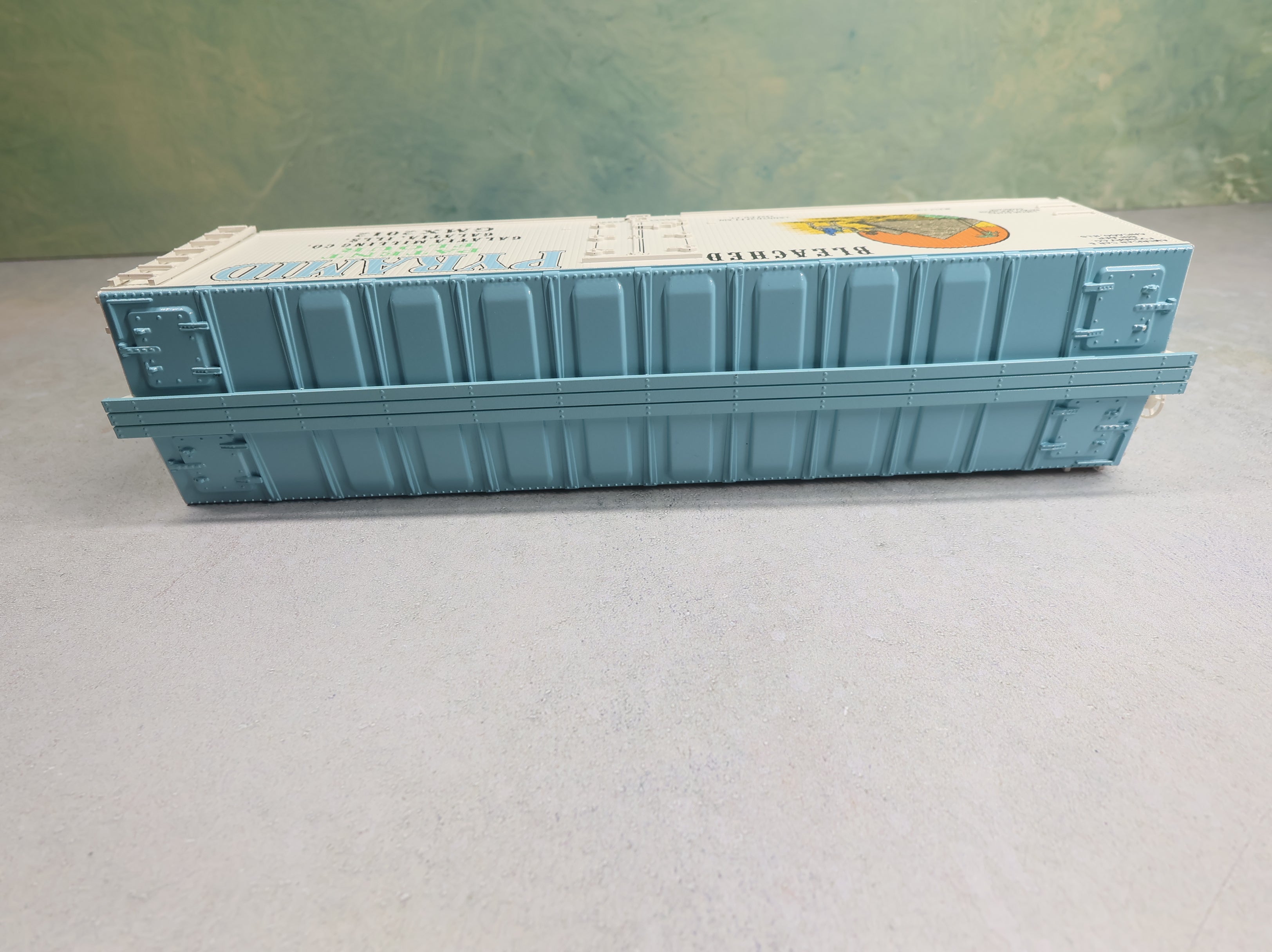 USED Weaver O Wood Side Refrigerator Car Pyramid Flour GMX #2012