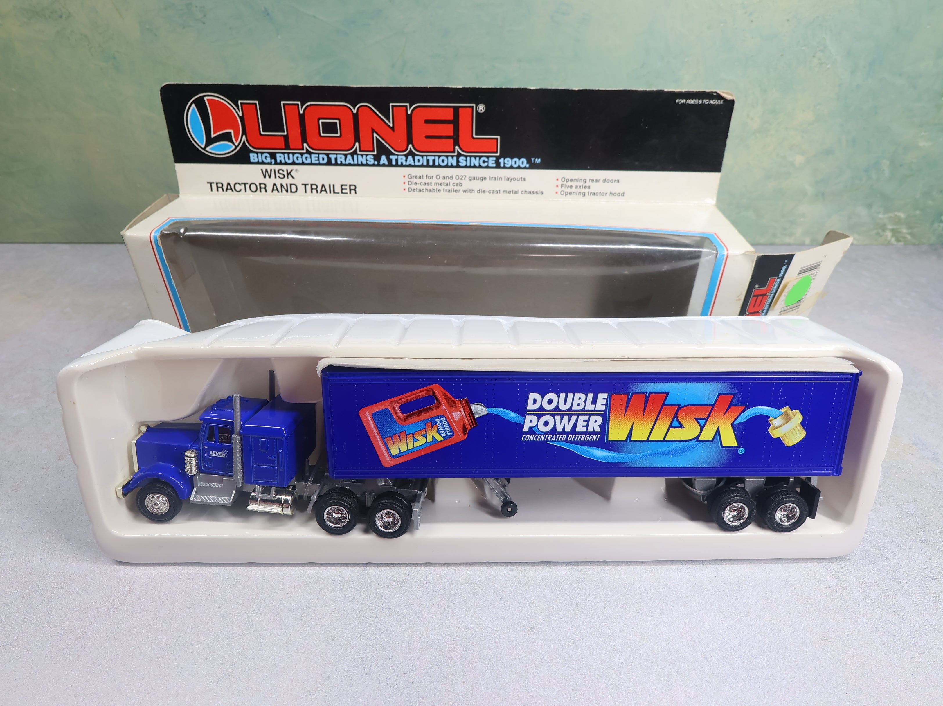 USED Lionel #6-12865 O Tractor and Trailer Wisk